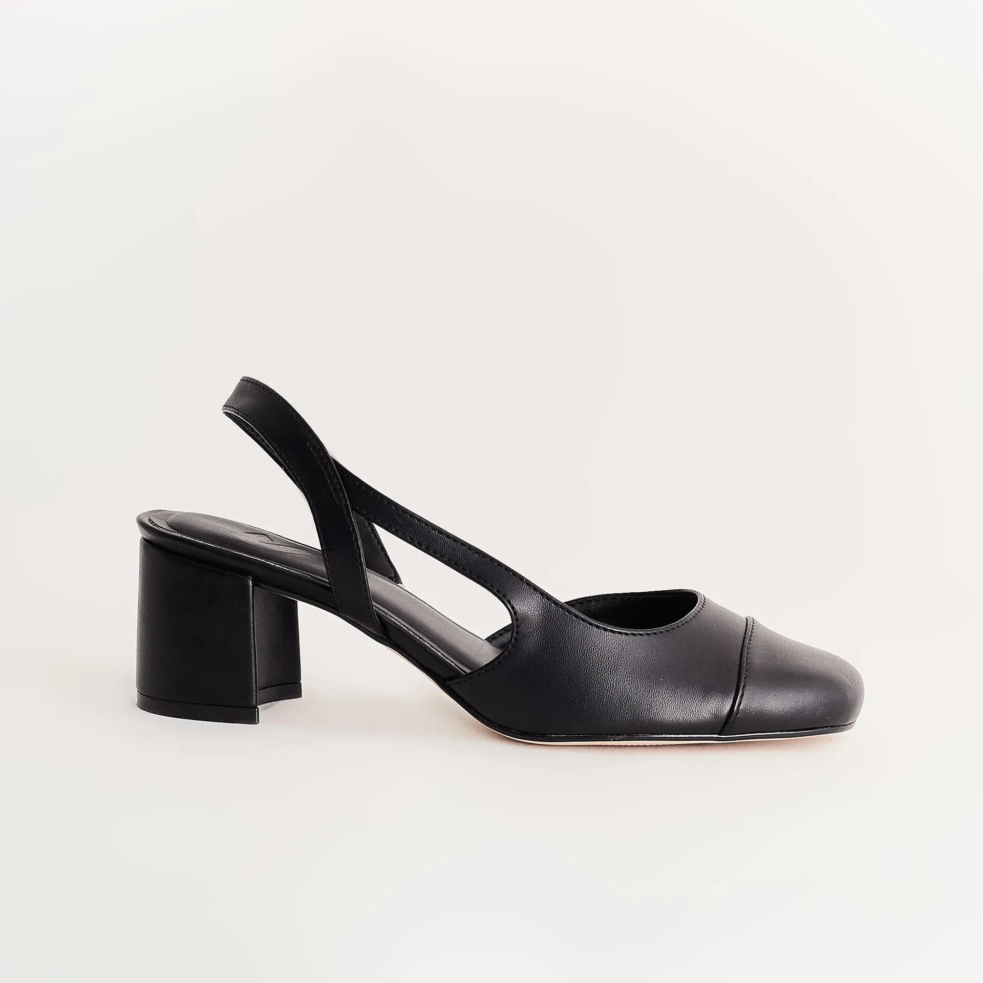 Scarpin Slingback Bico Redondo - PRETA