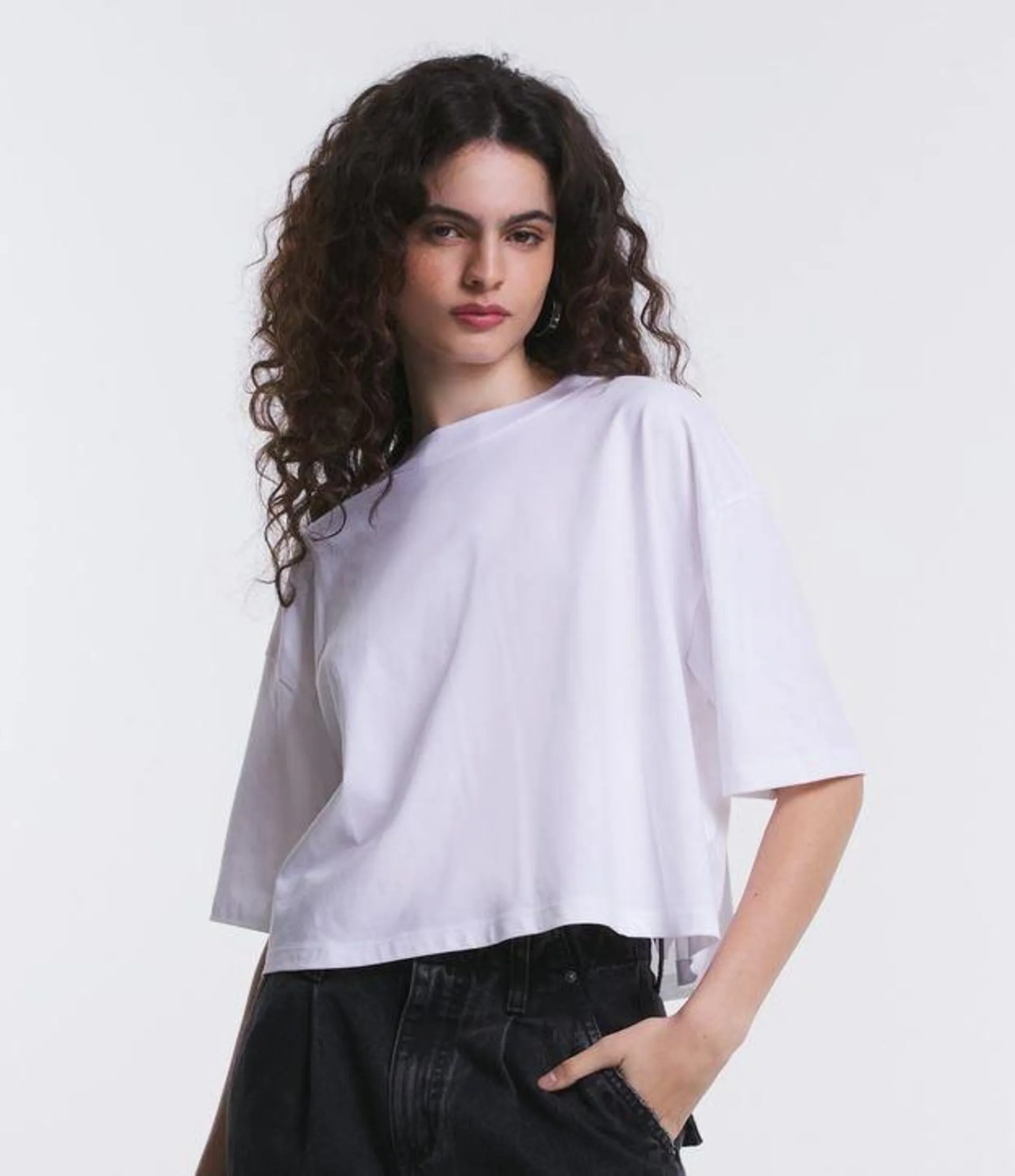 Camiseta Cropped Oversized em Algodão Peruano Branco