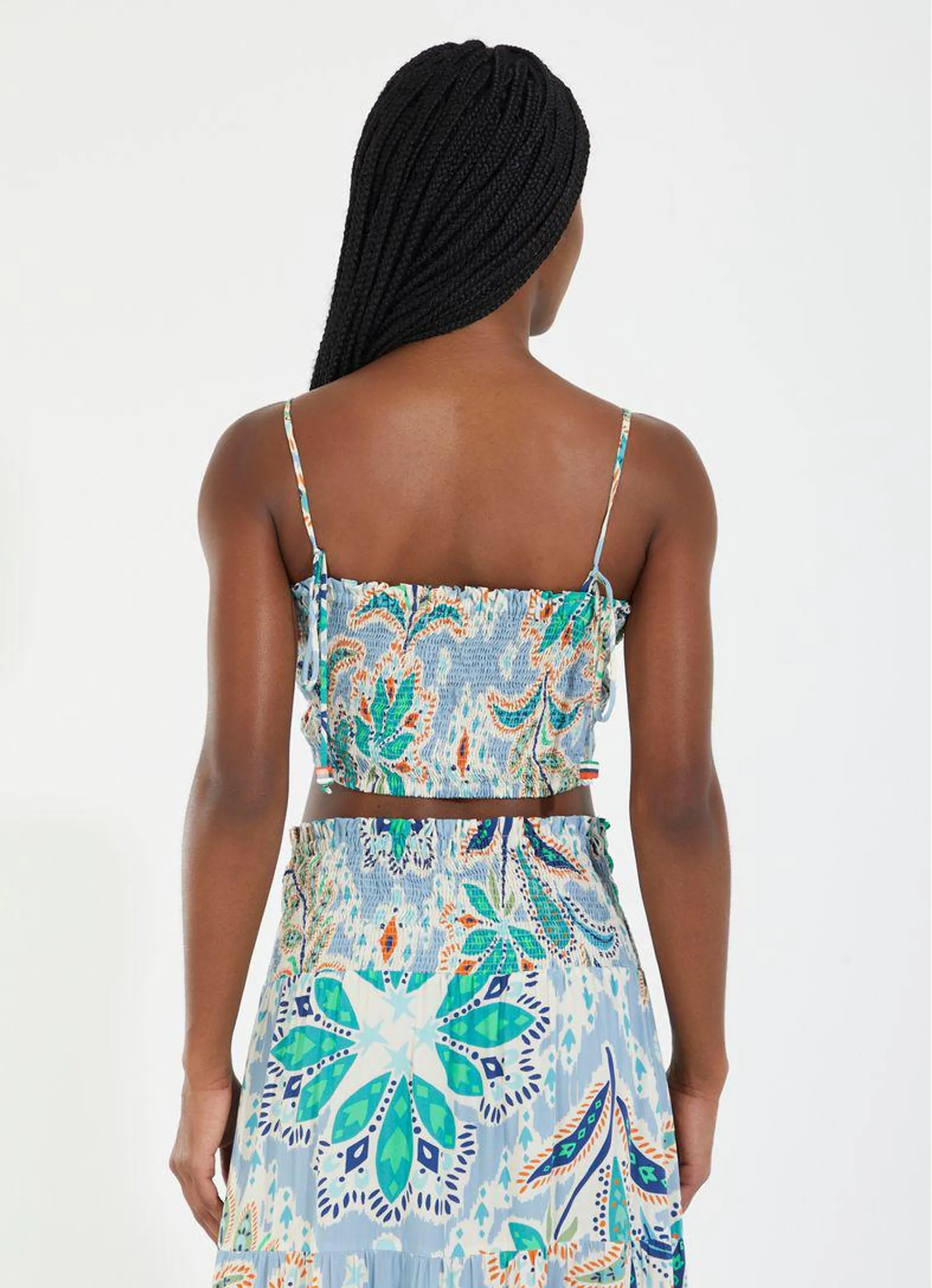 Top lastex estampado majorelle