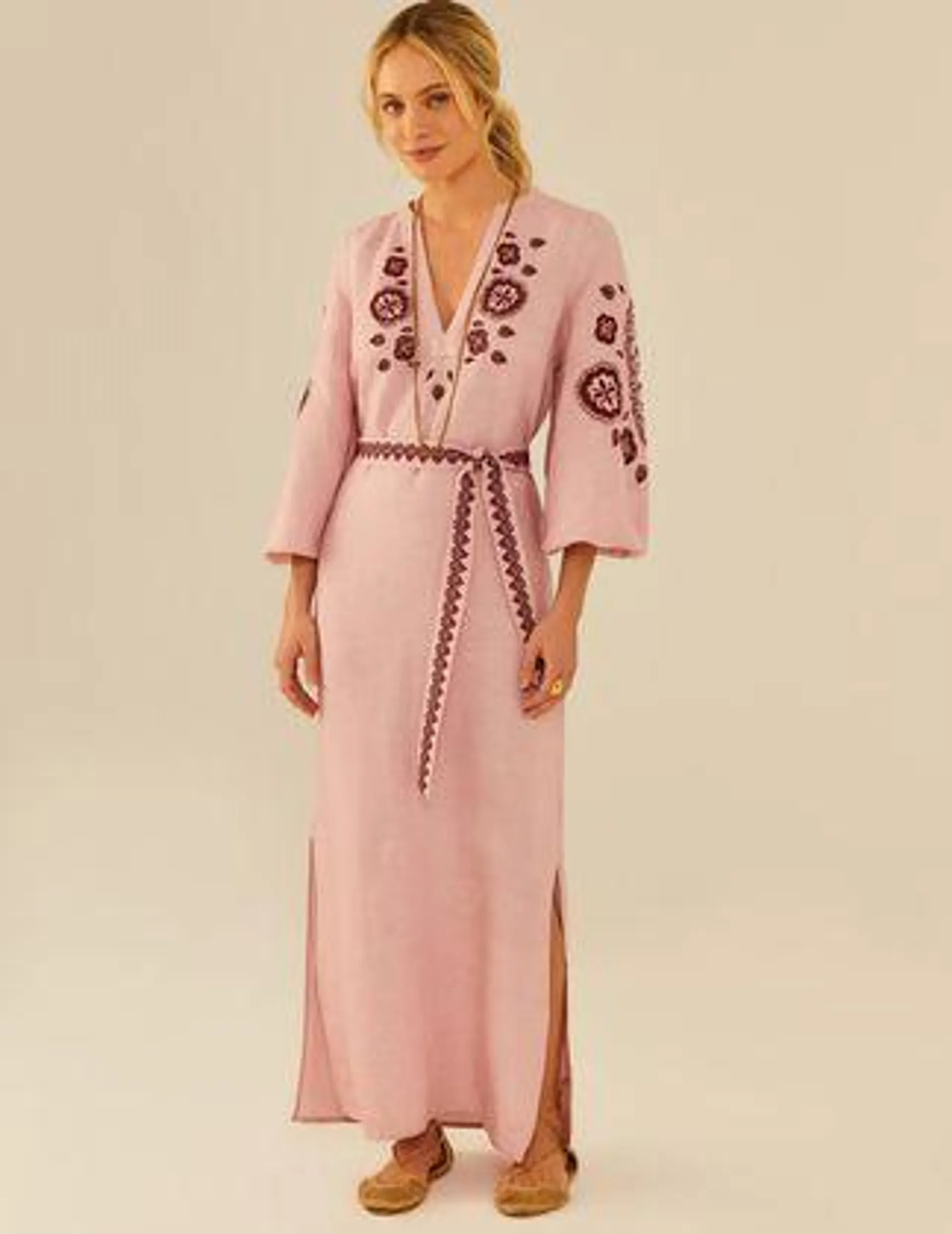 Vestido Midi Bordado Rosa Seco