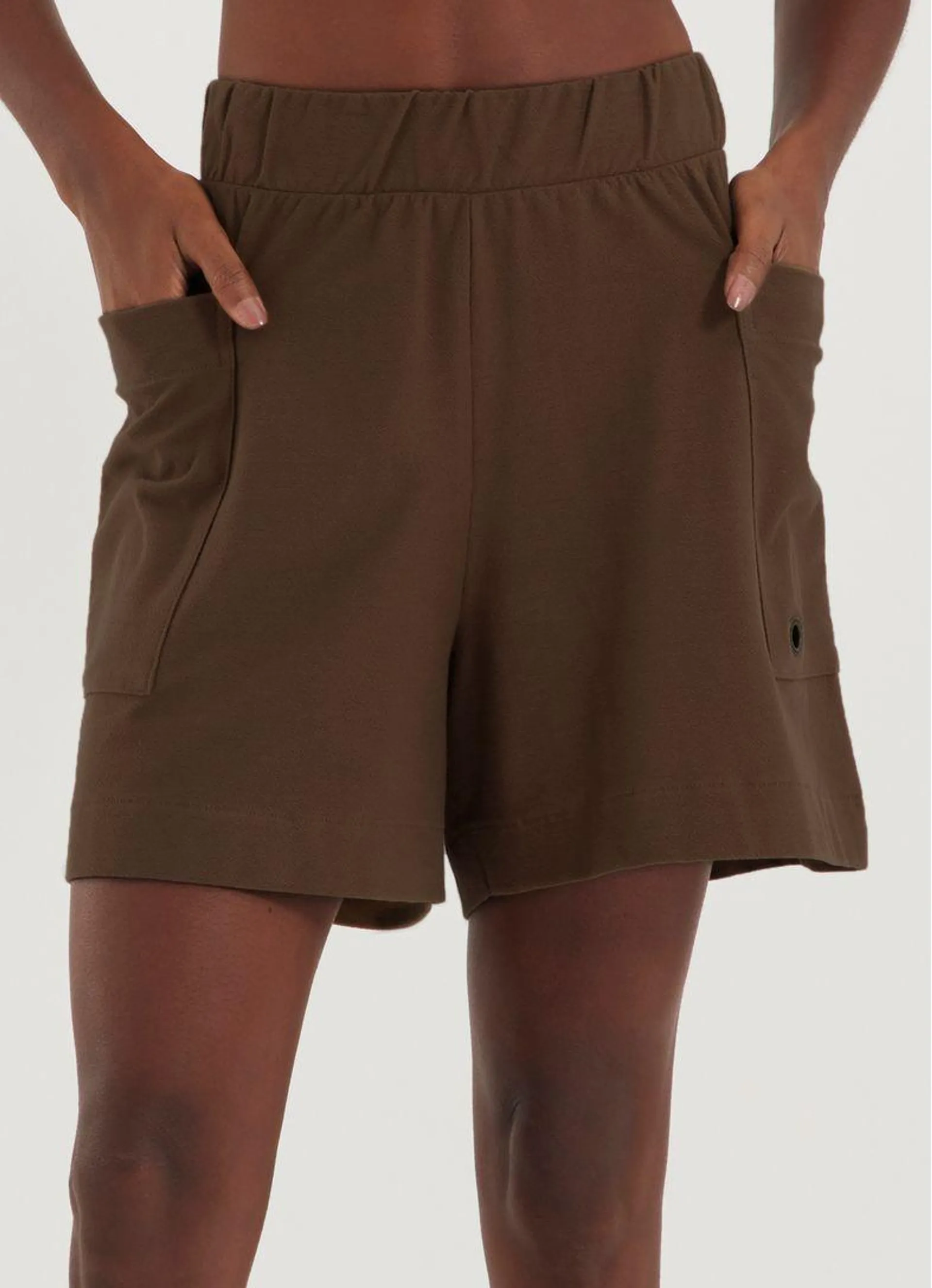 Short malha crepe cinza