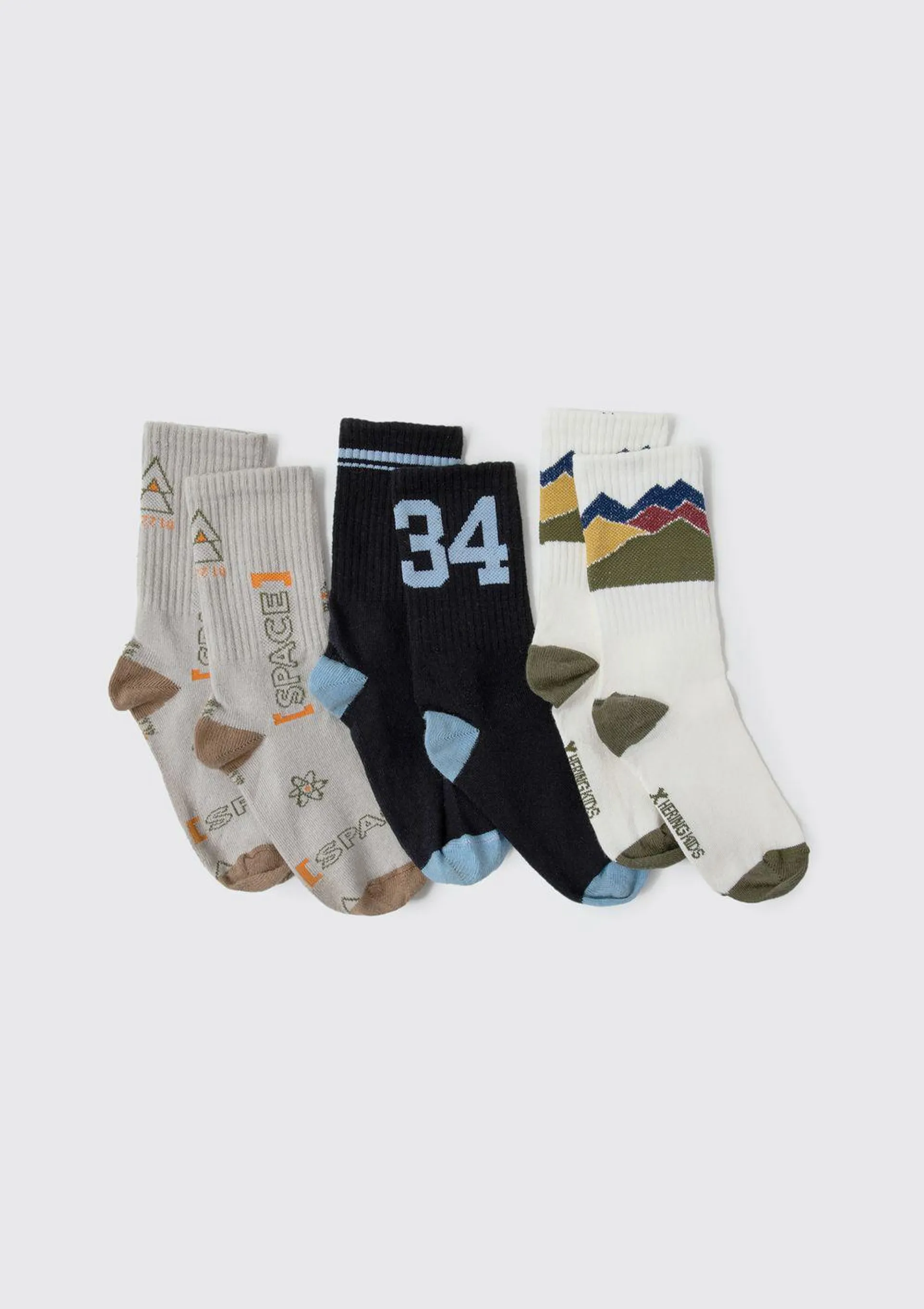 Kit Com 3 Pares De Meia Infantil Menino Cano Alto Estampadas - Multicolorido