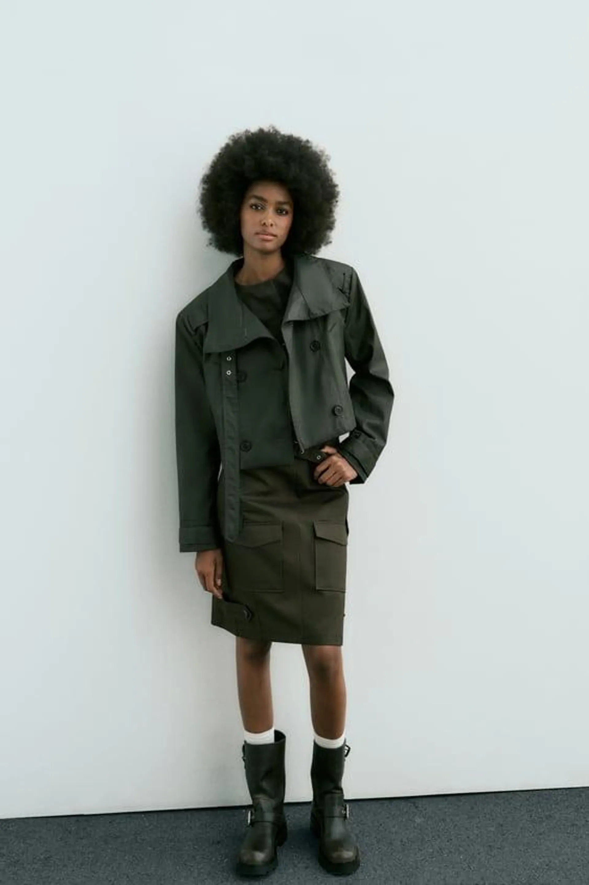 TRENCH CROPPED ENCERADO