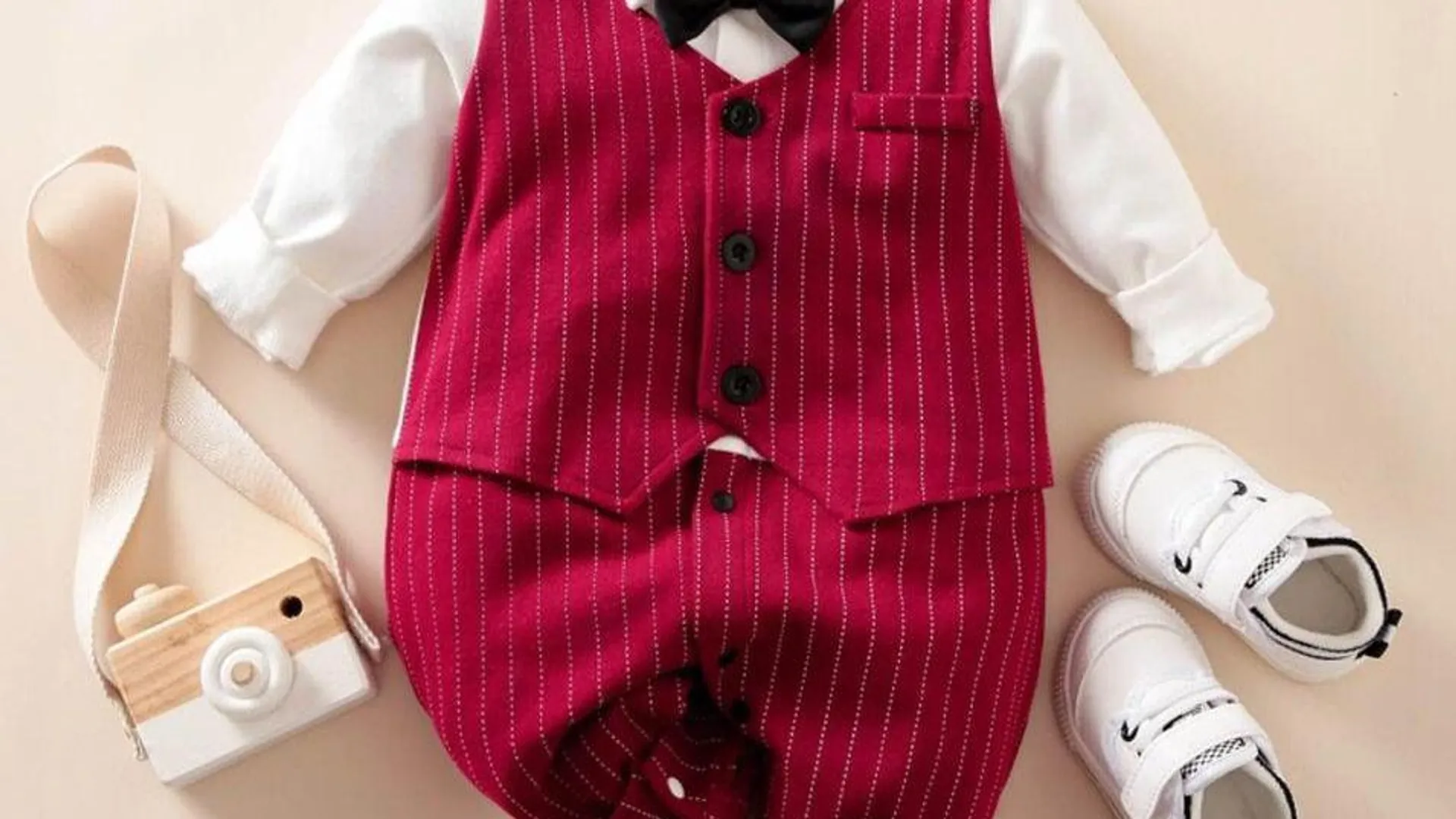 Stripe Print Bow Tie Decor Baby Jumpsuit