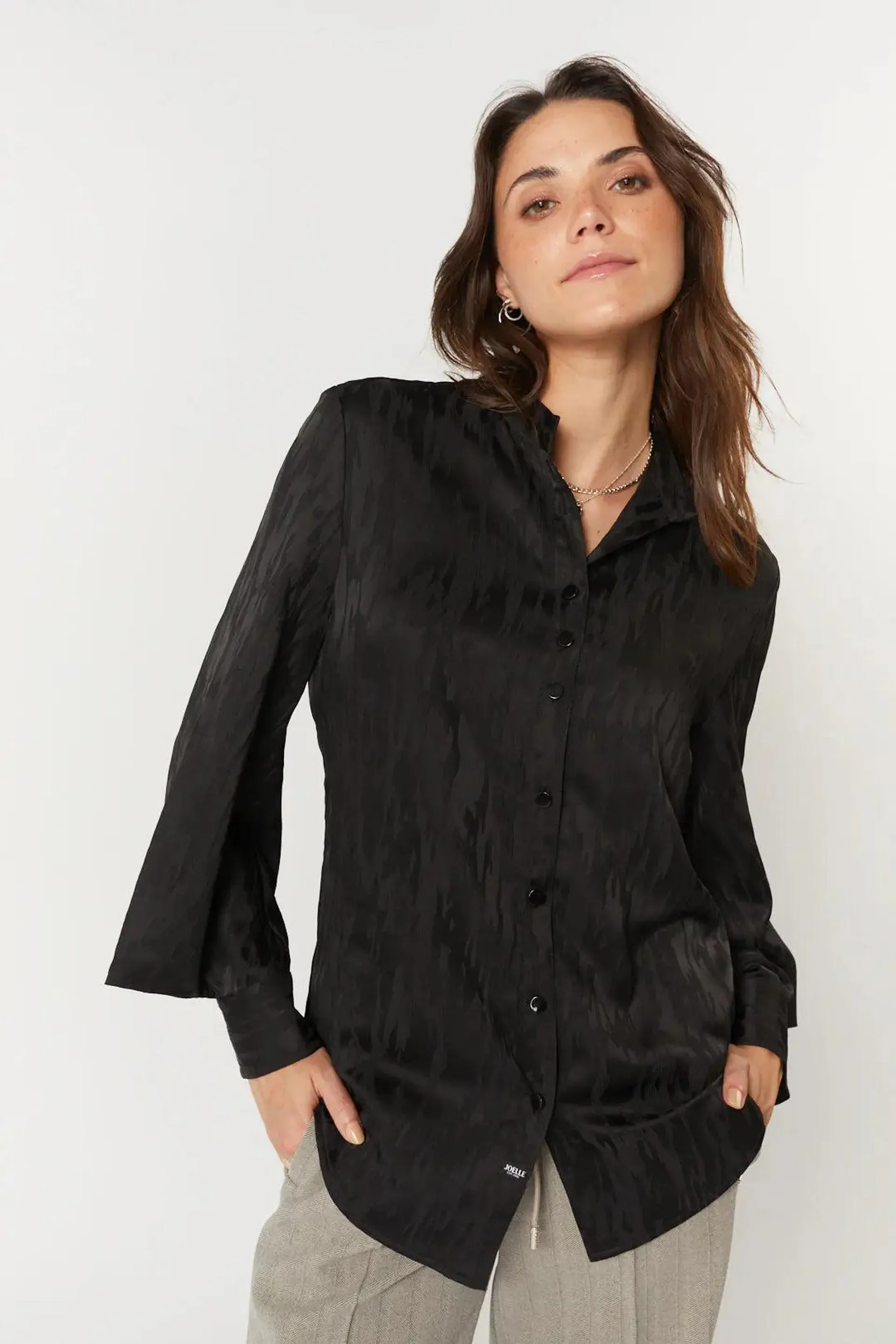 Chemise noire à manches bouffantes | Blake