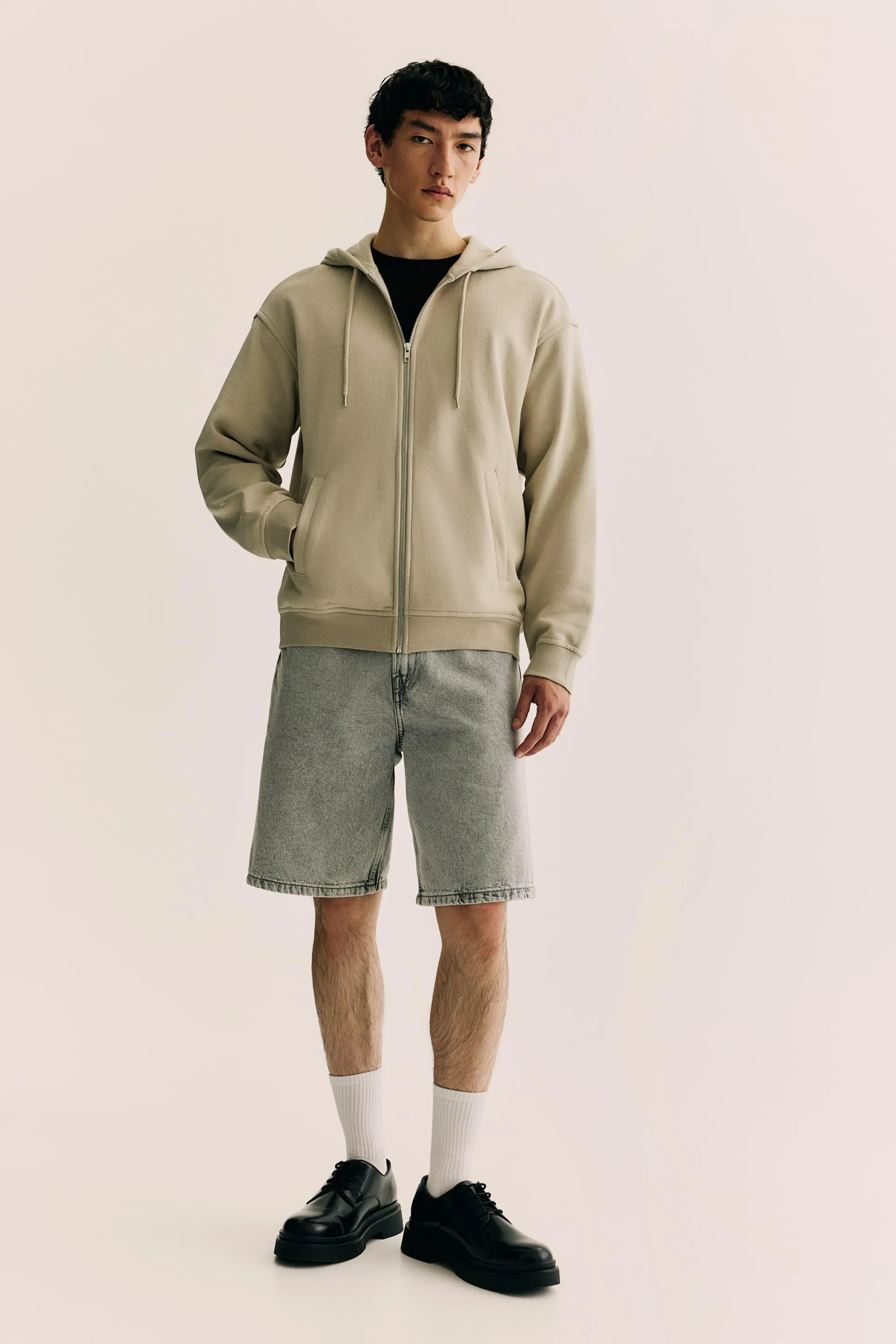 Veste à glissière Coupe Flottante avec capuchon