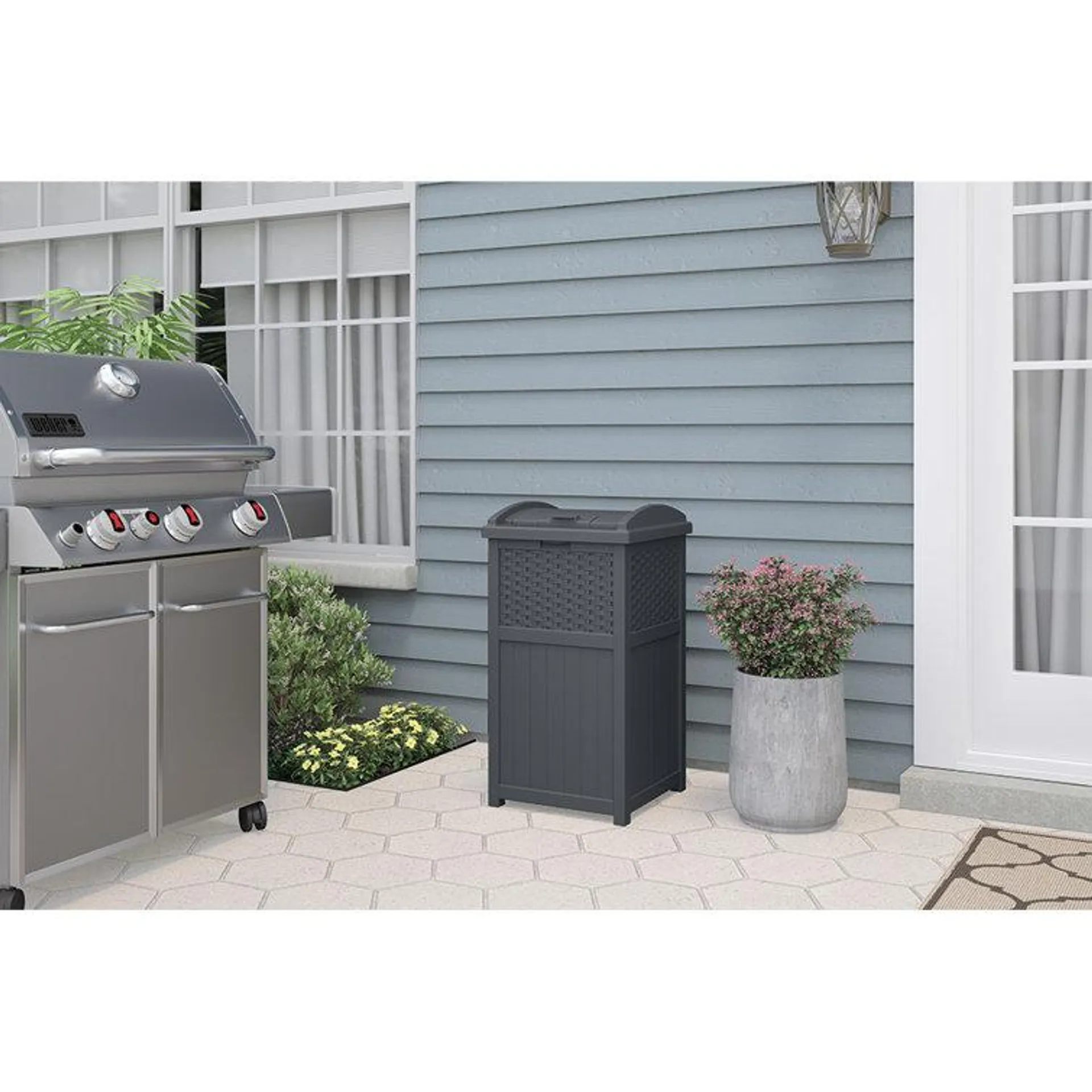 Suncast 33 Gallon Manual Lift Trash Hideaway Container