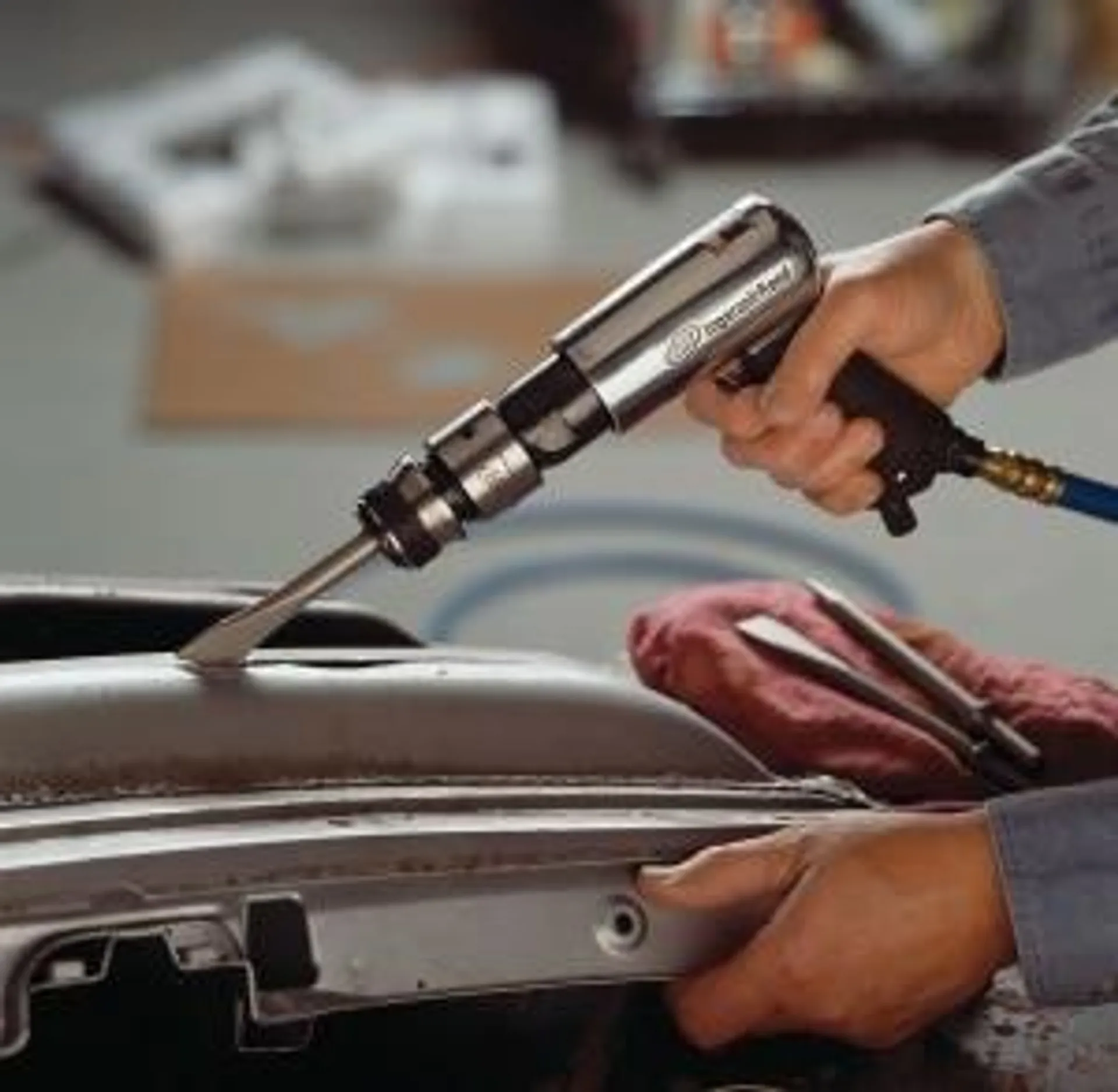 Quick-Change Air Hammer