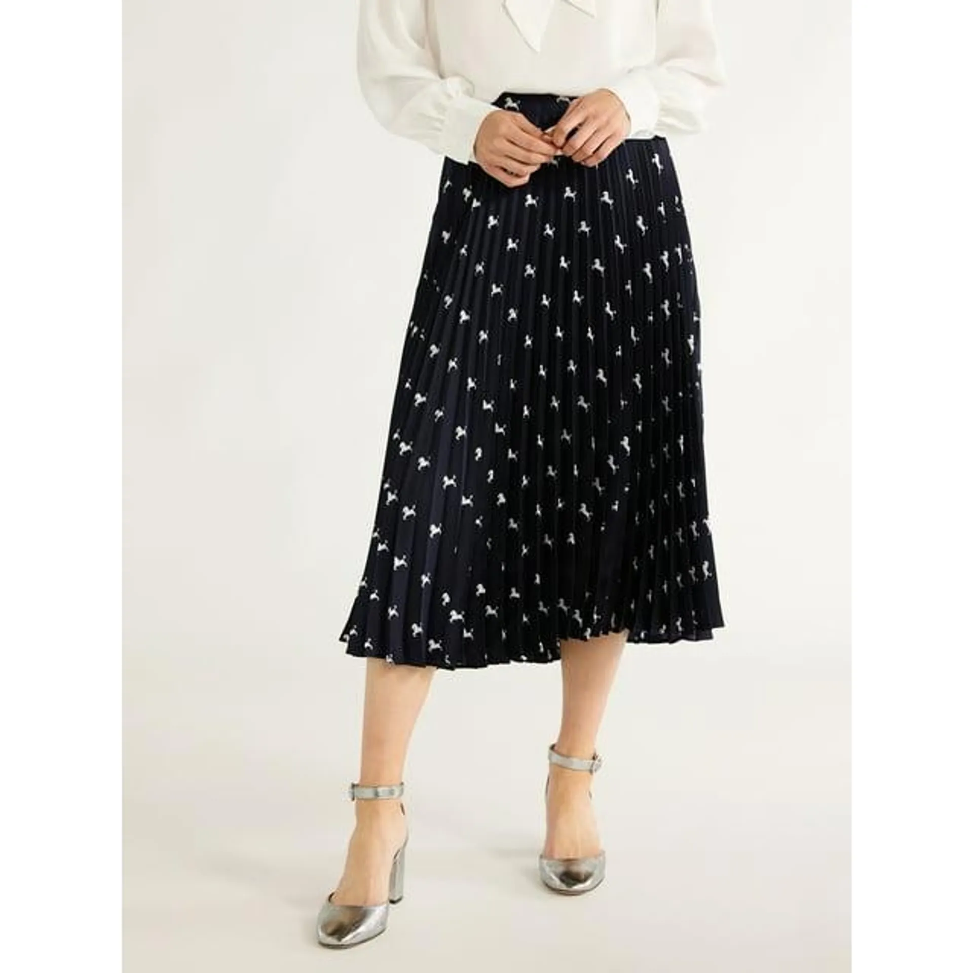 Free Assembly Women’s Pleated Midi Skirt, Sizes XS-XXL