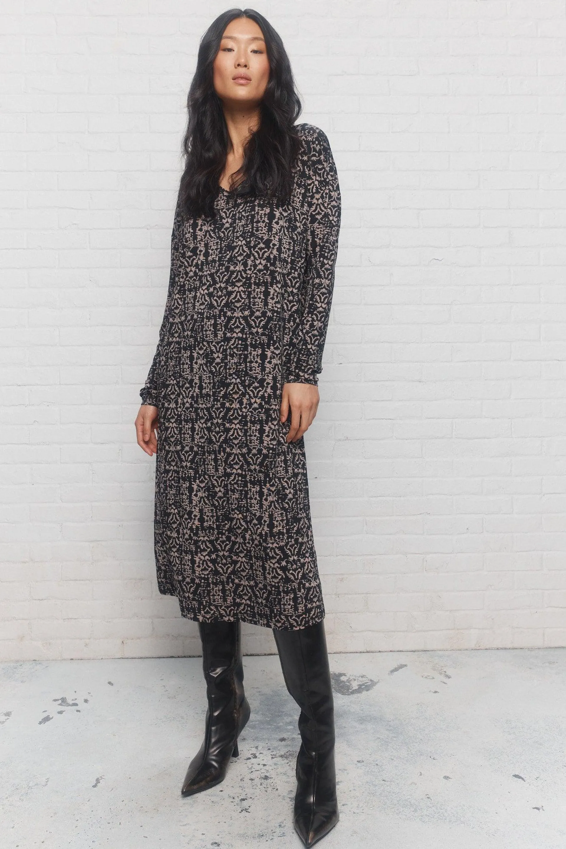 Cody | Robe midi noire et beige