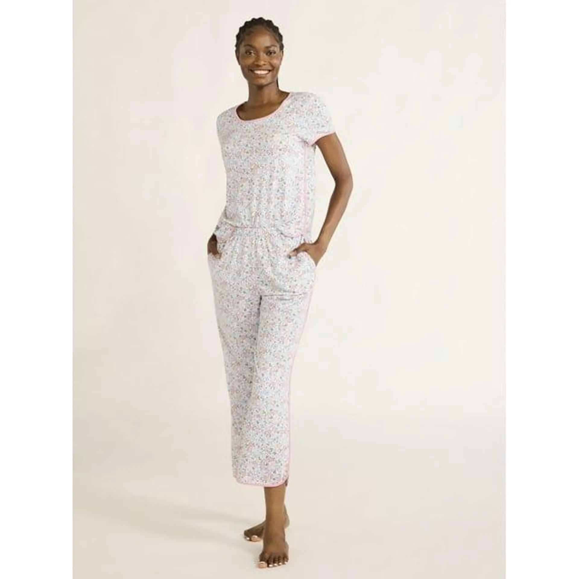 Joyspun Women's Sleep Tee and Pants Pajama Set, 2-Piece, Sizes XS-3X