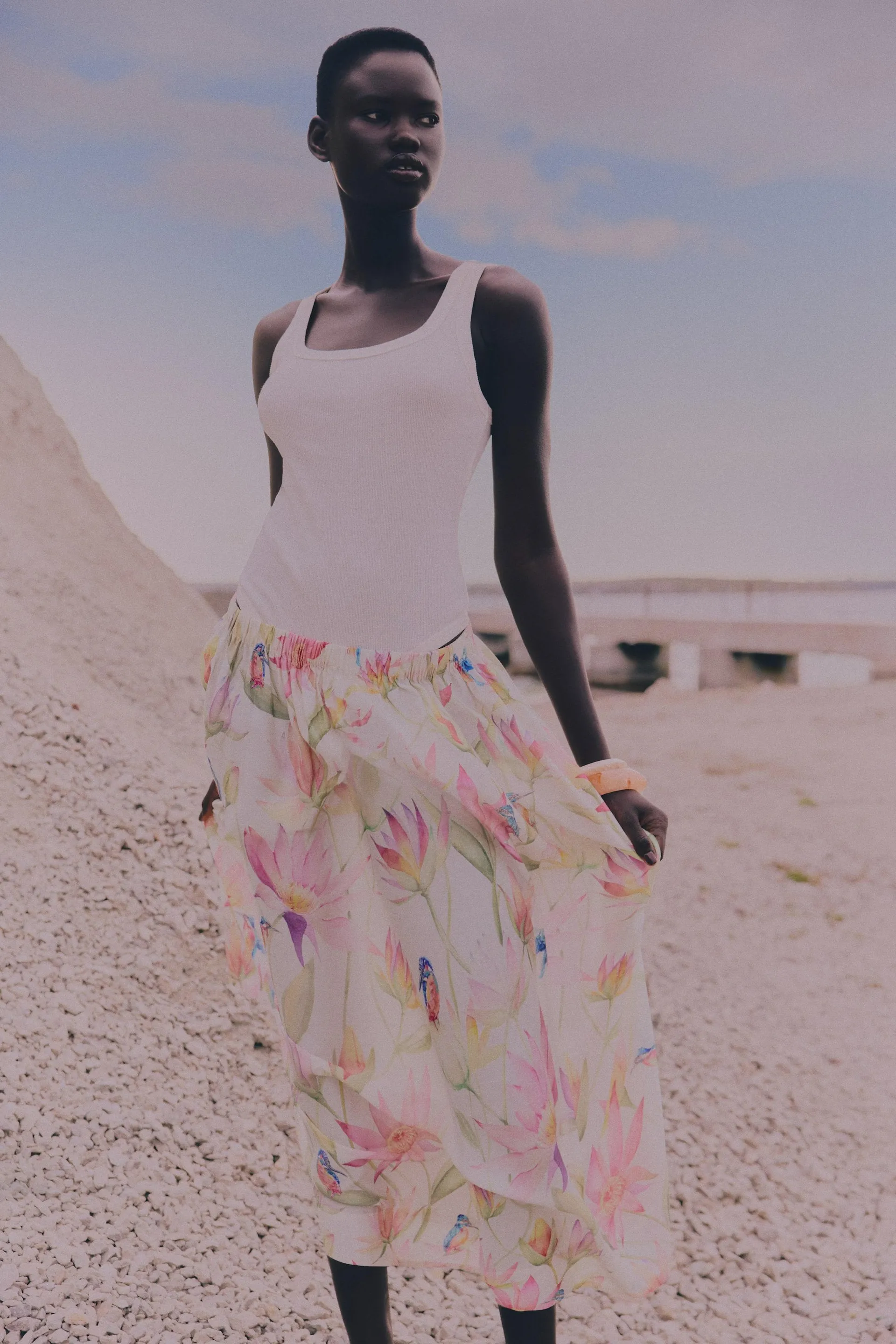 Voluminous skirt