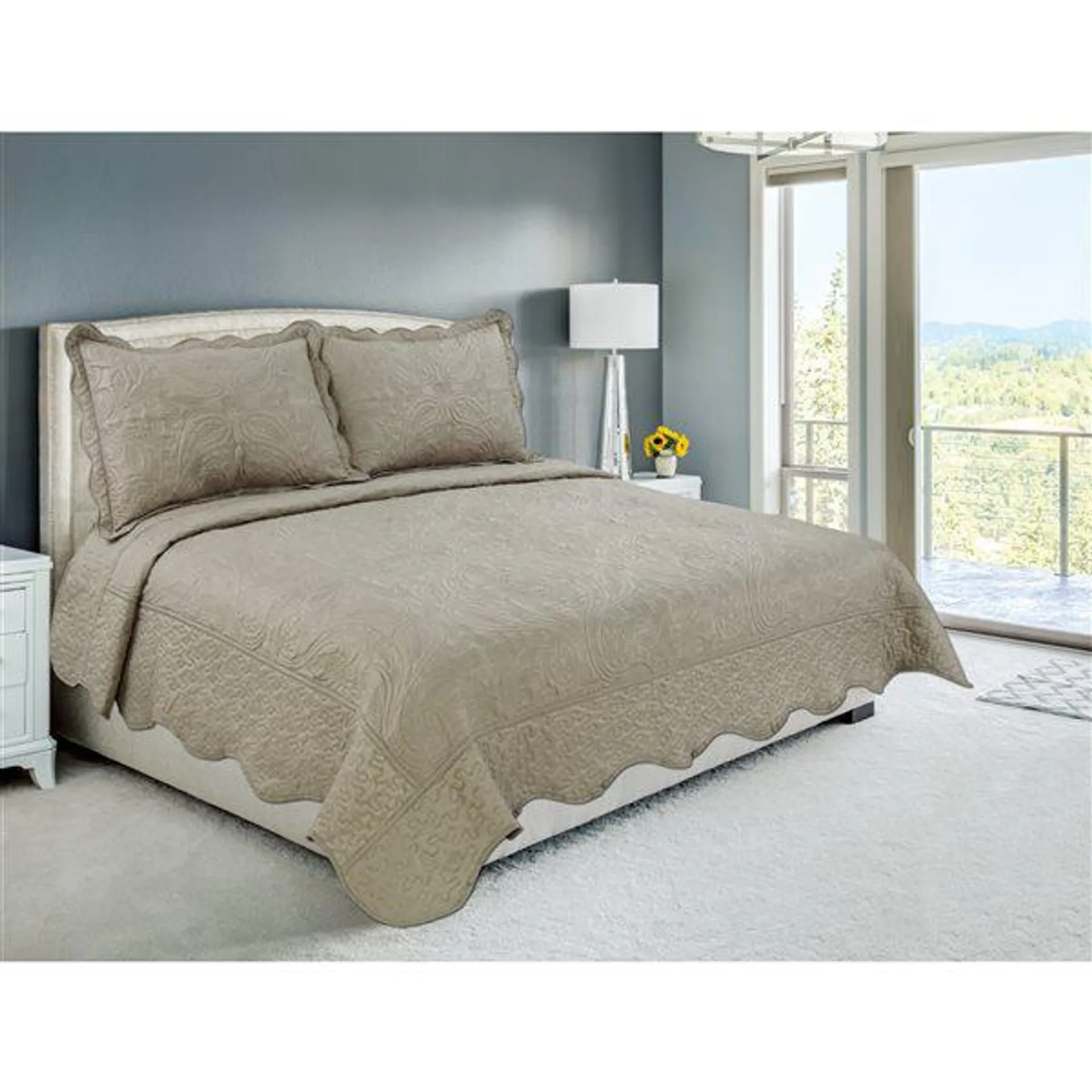 Ensemble de courtepointe florale Marina Decoration taupe pour très grand lit californien, 3 mcx