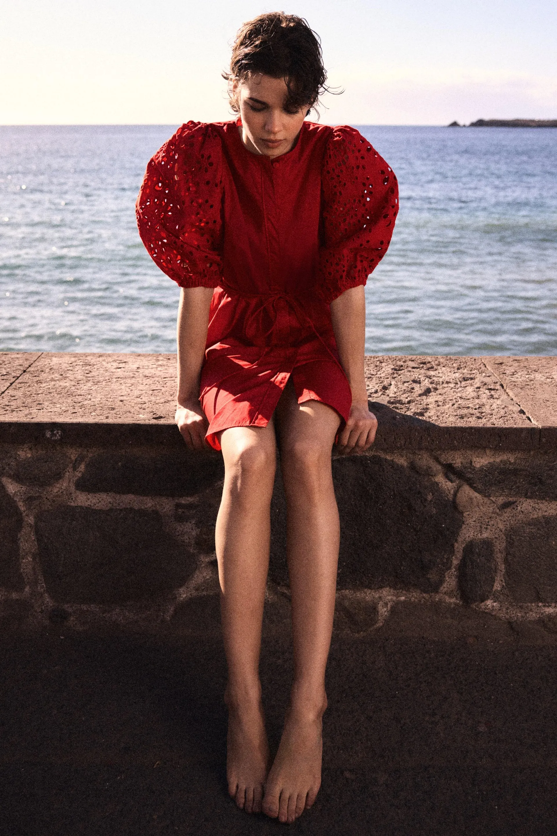 Robe avec manches en broderie anglaise