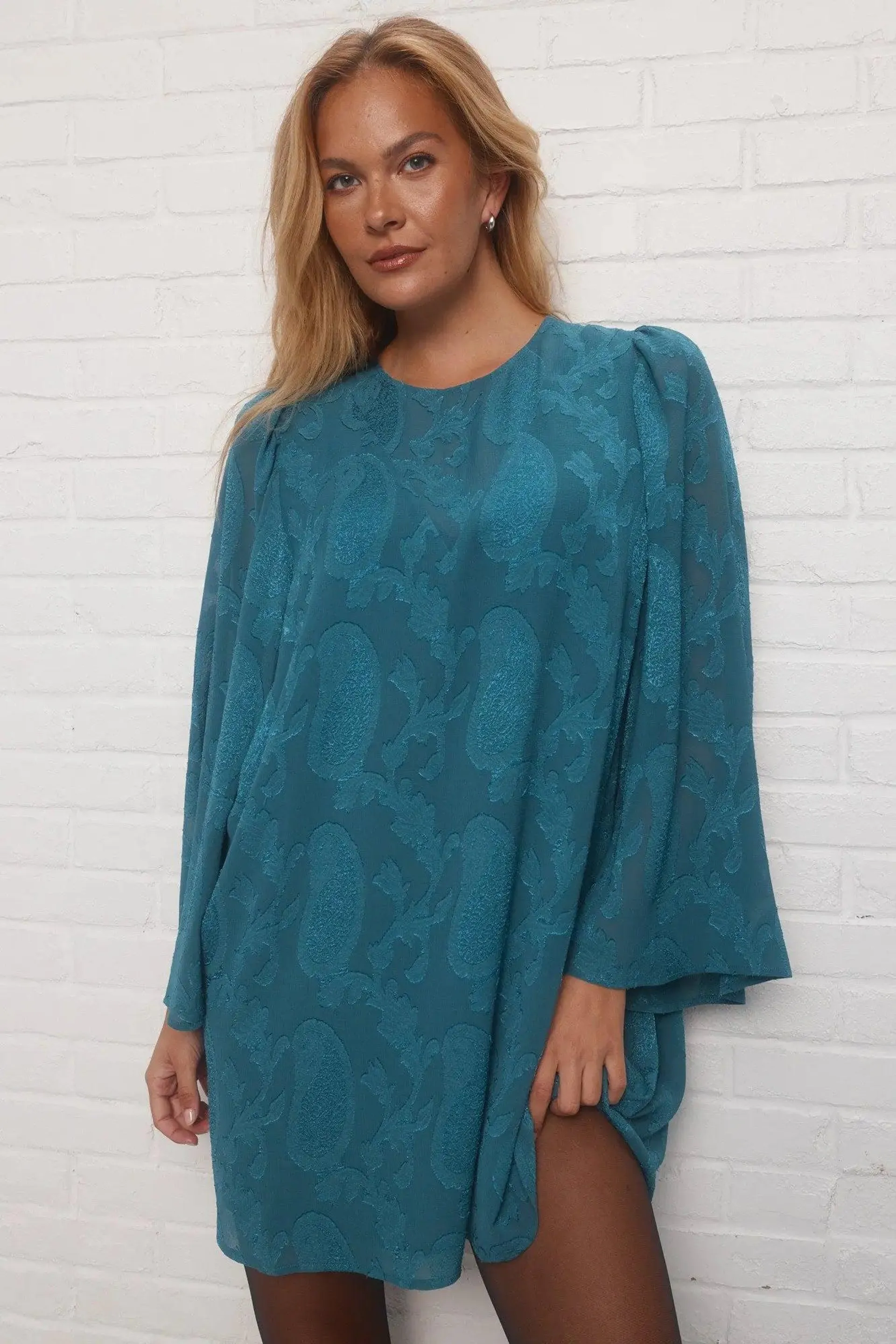 Dorothee | Robe bleue jacquard paisley