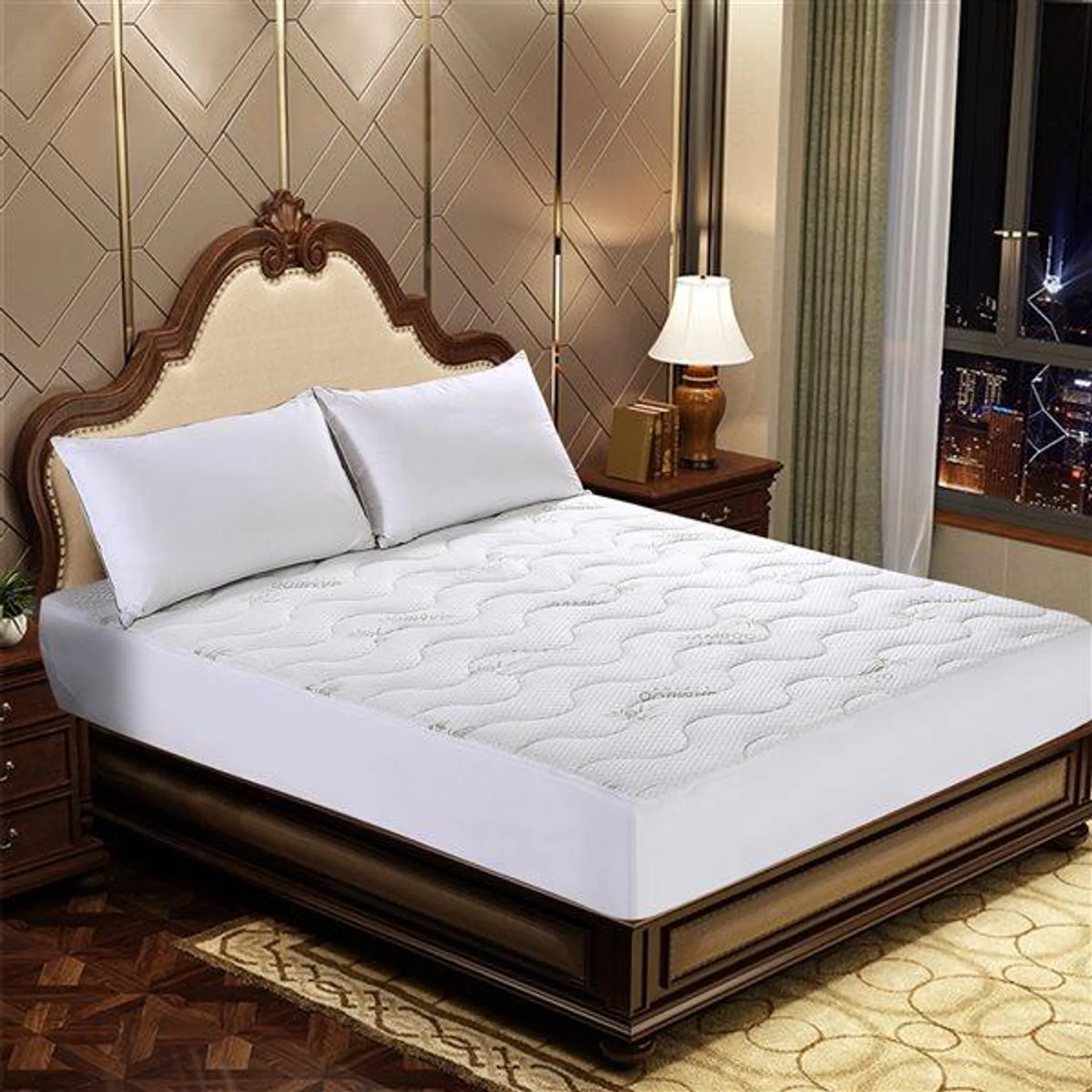 Couvre-matelas Marina Decoration hypoallergénique en polyester pour grand lit de 16 po p.