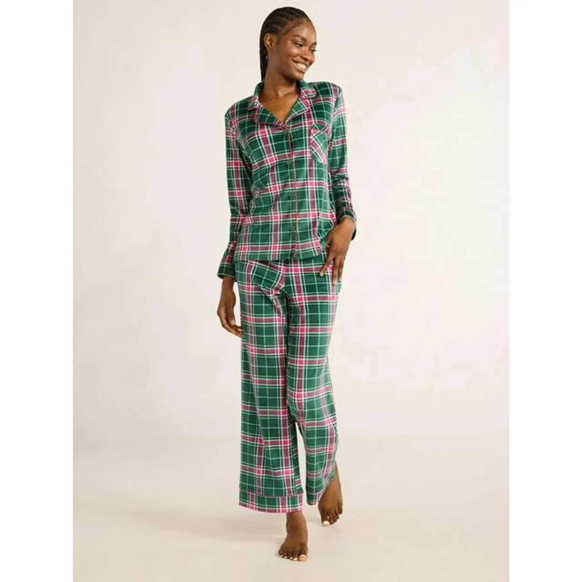 Joyspun Women's Velour Notch Collar Top and Pants Pajama Set, 2-Piece, Sizes S-3X