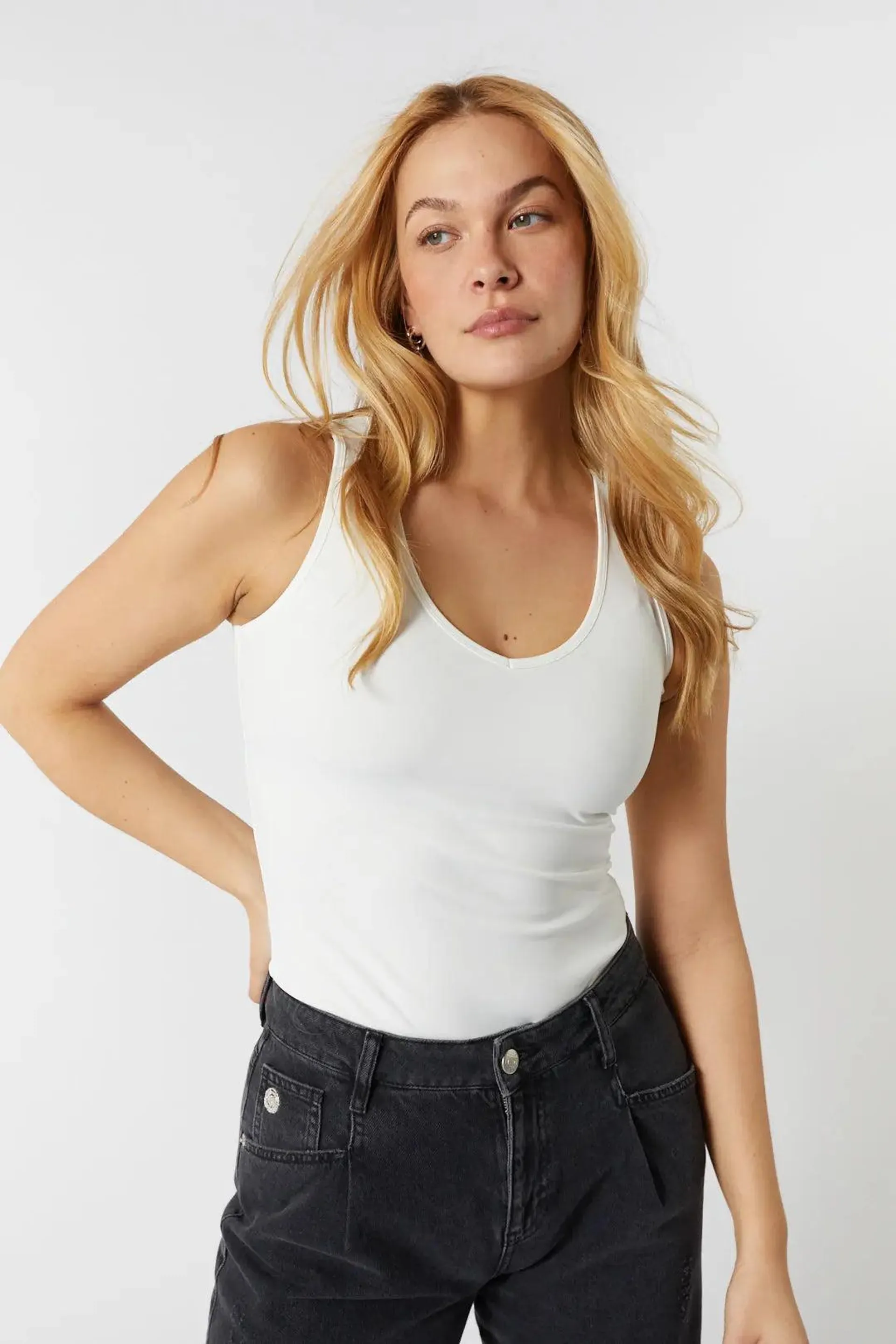 Camisole coconut milk encolure en V | Lory