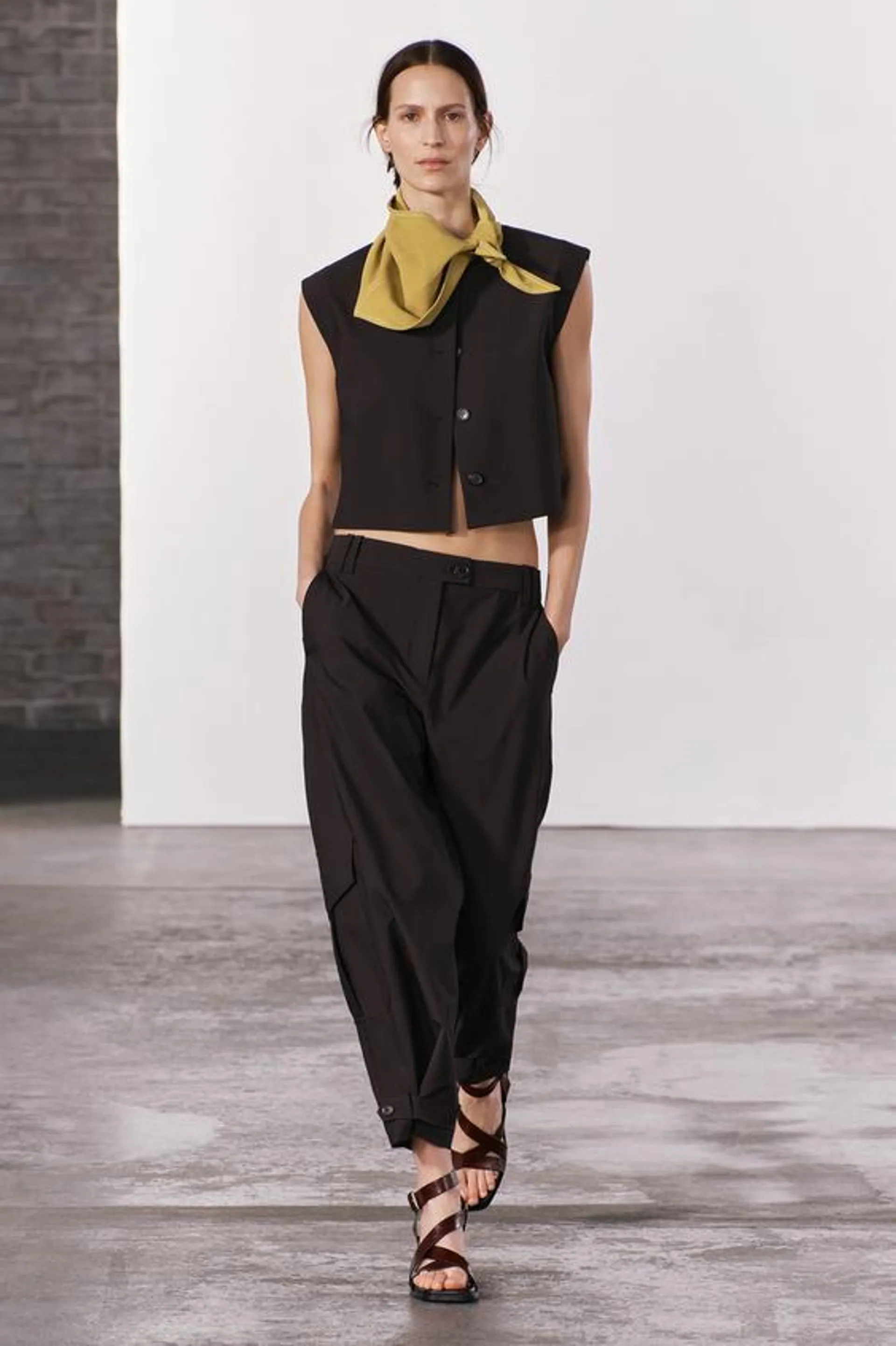 ZW COLLECTION TROUSERS WITH TABS AT THE HEMS