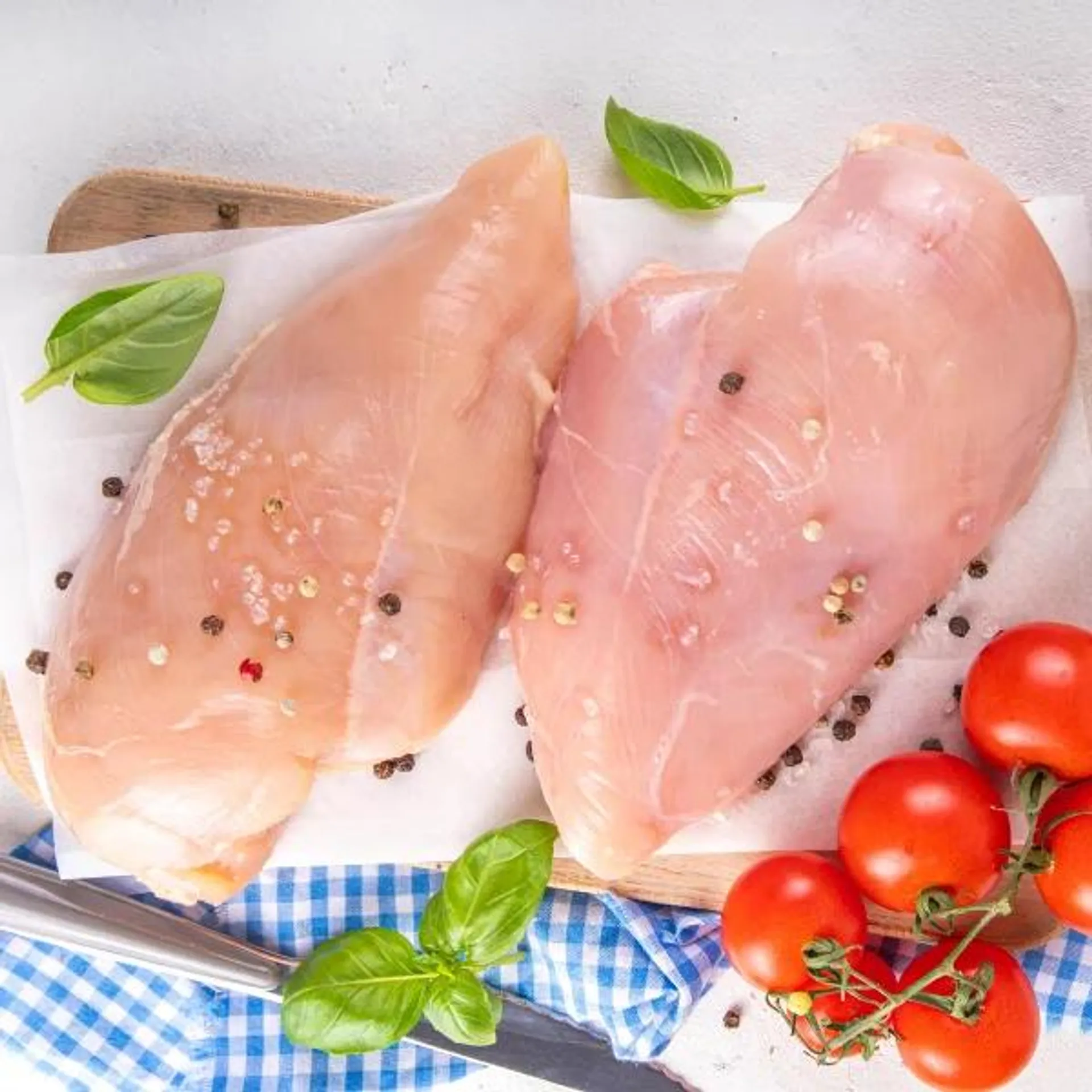 Near North Life - Boneless Skinless Chicken Breast, 6.84 kg