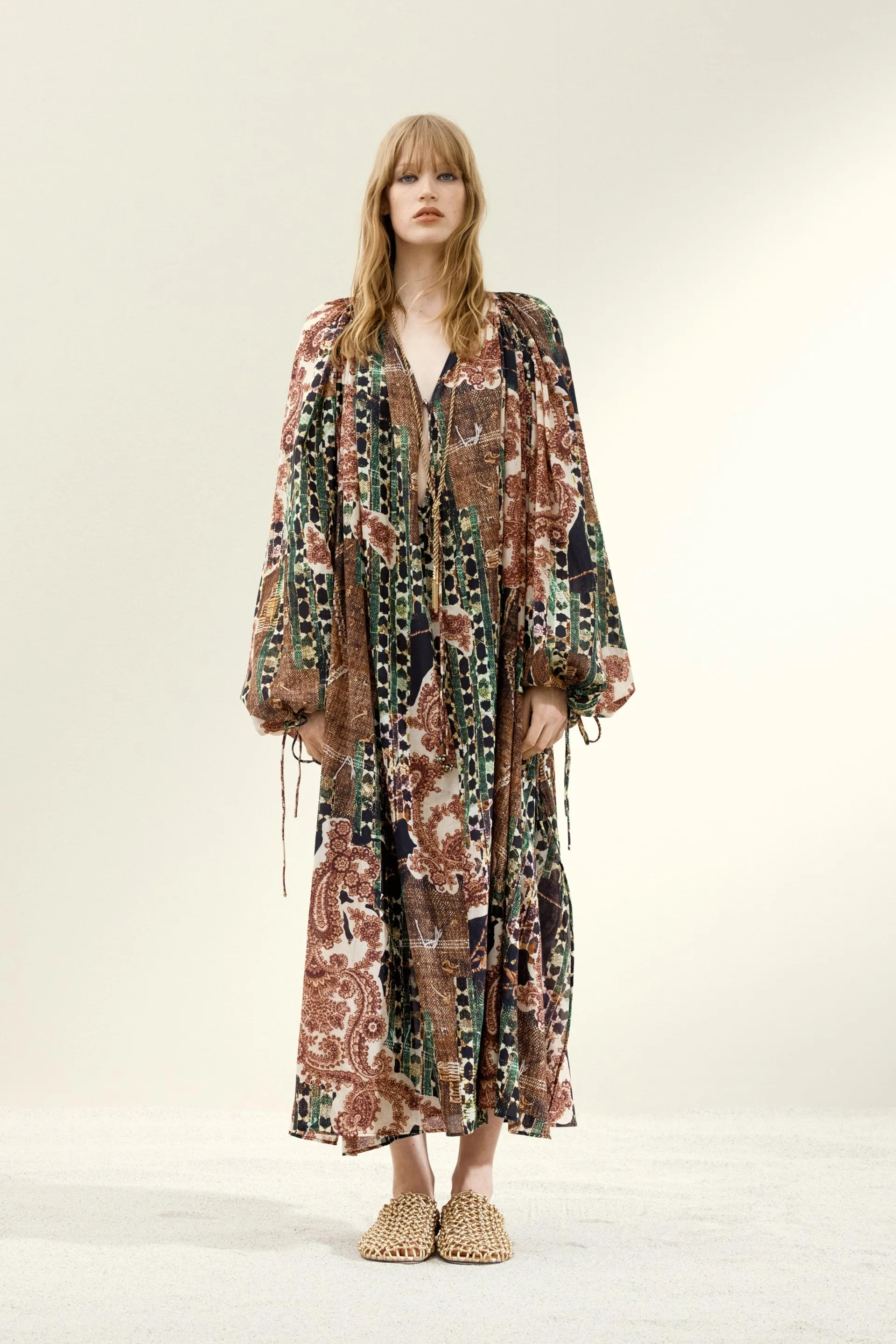 Robe caftan en mousseline