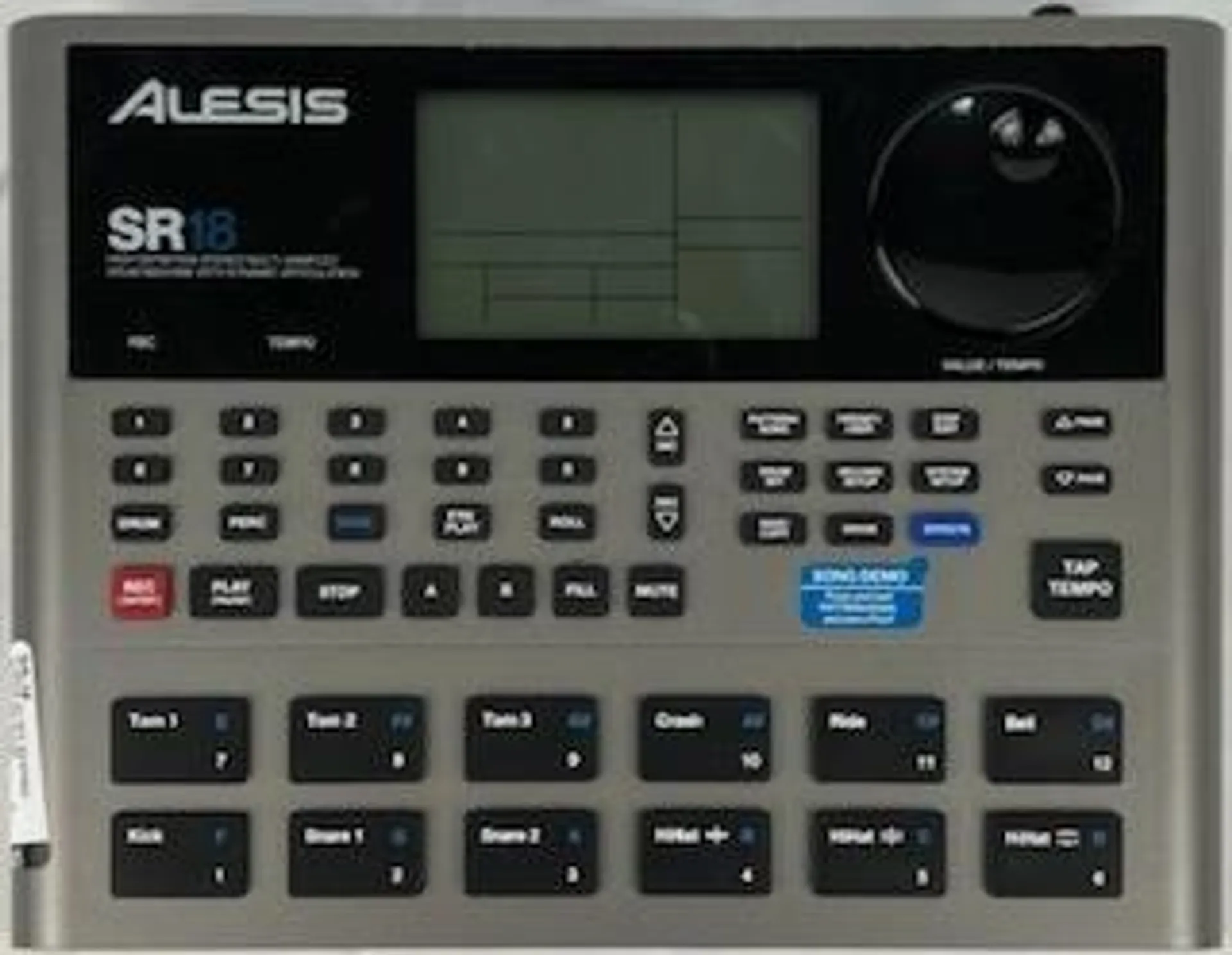 Alesis - SR-18