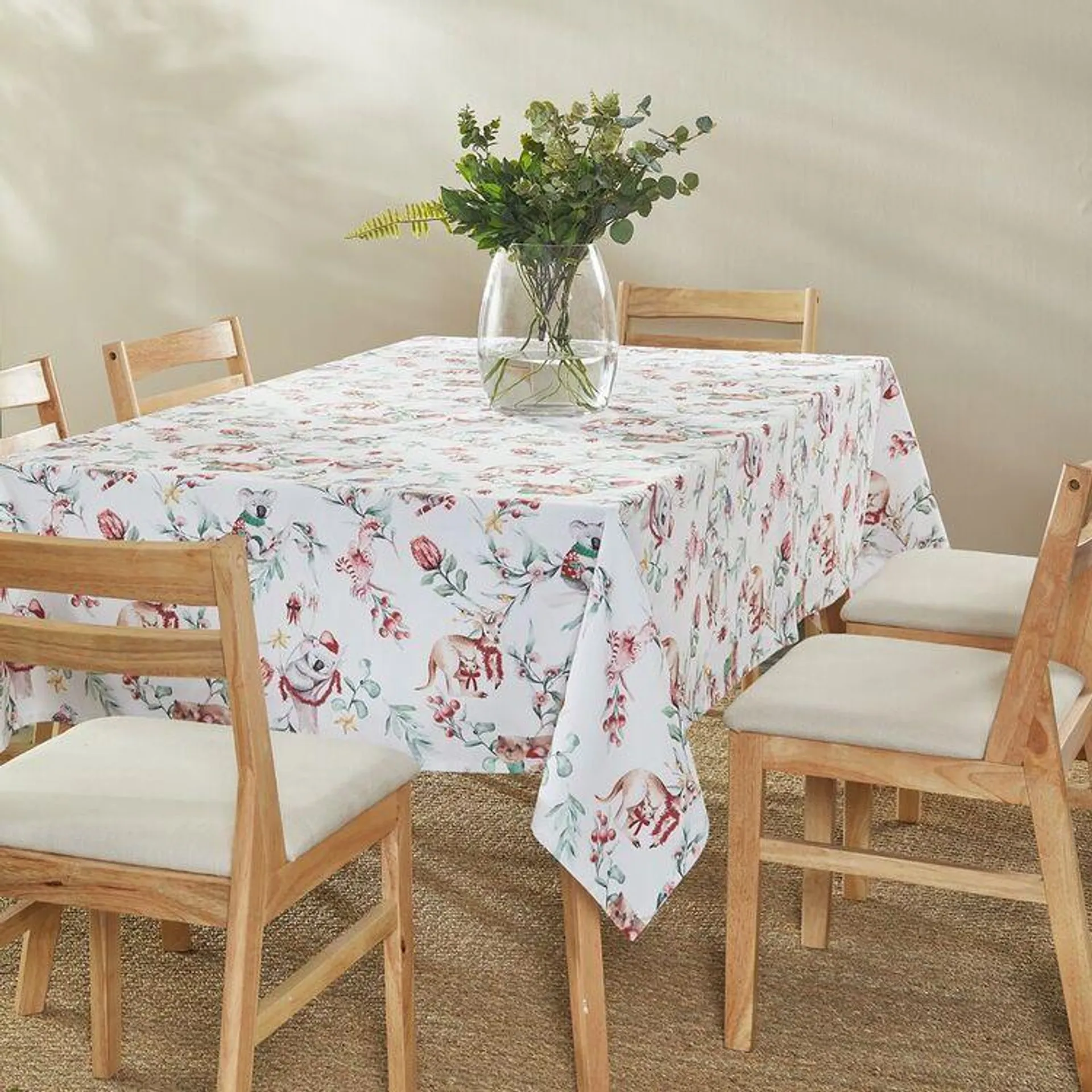 Jolly & Joy Christmas Aussie Icons Tablecloth Multicoloured