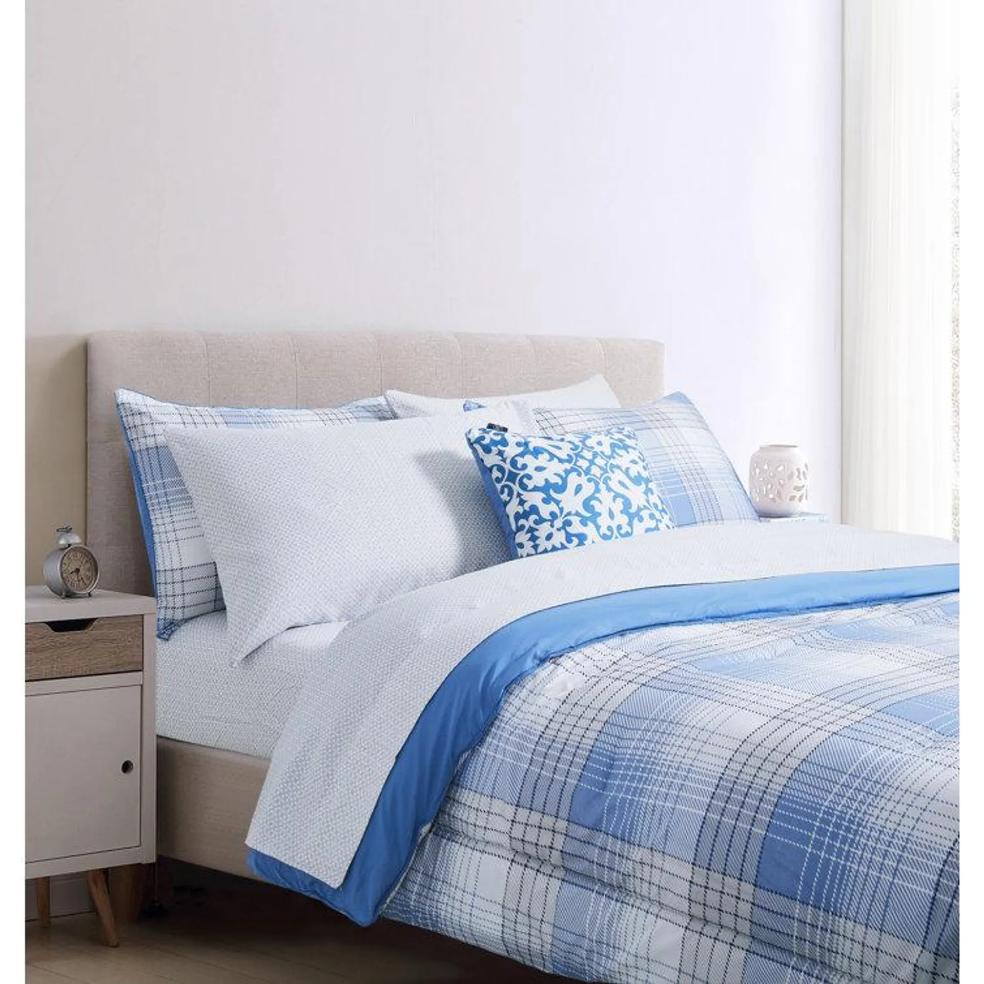 Modern & Contemporary Cotton Blend Striped Comforter Set