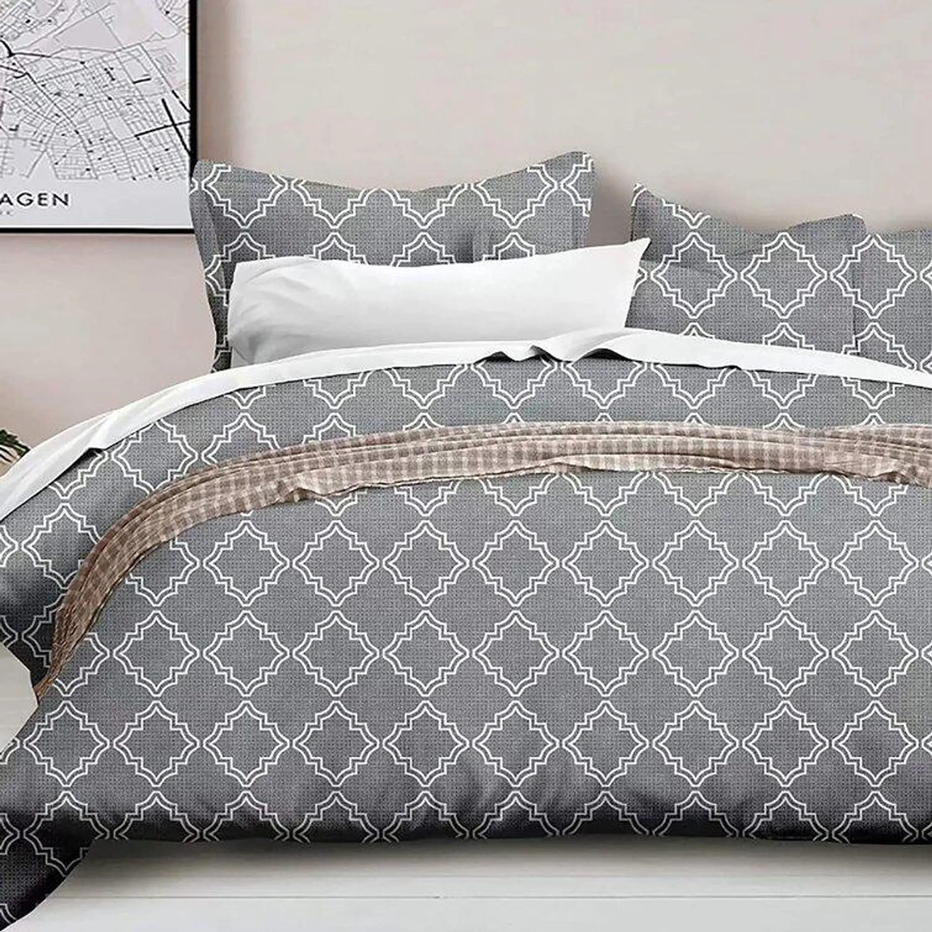 King Comforter With 2 Pillow Shams