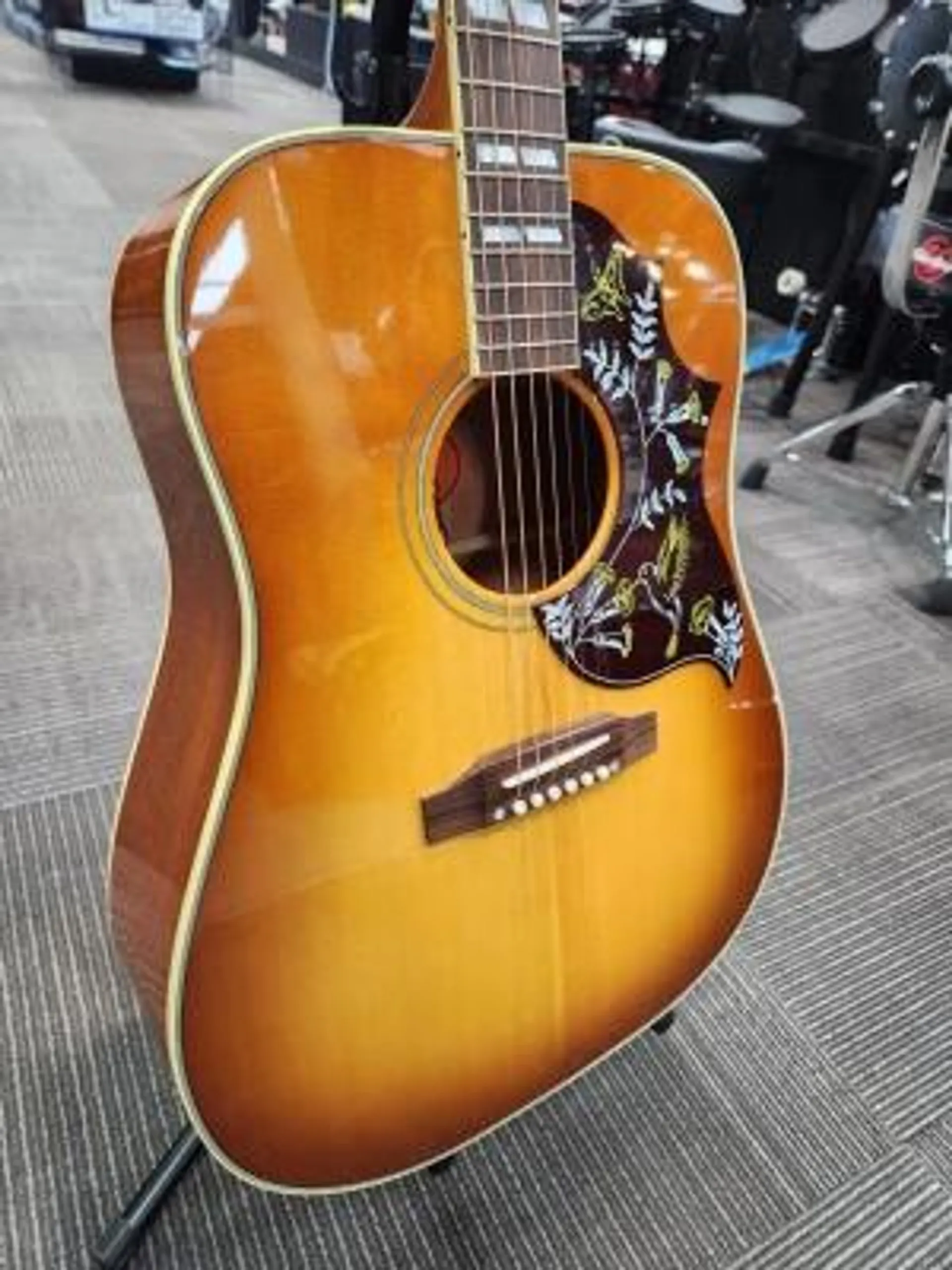 Gibson - HUMMINGBIRD ORIG HERITAGE CHRY W/CS