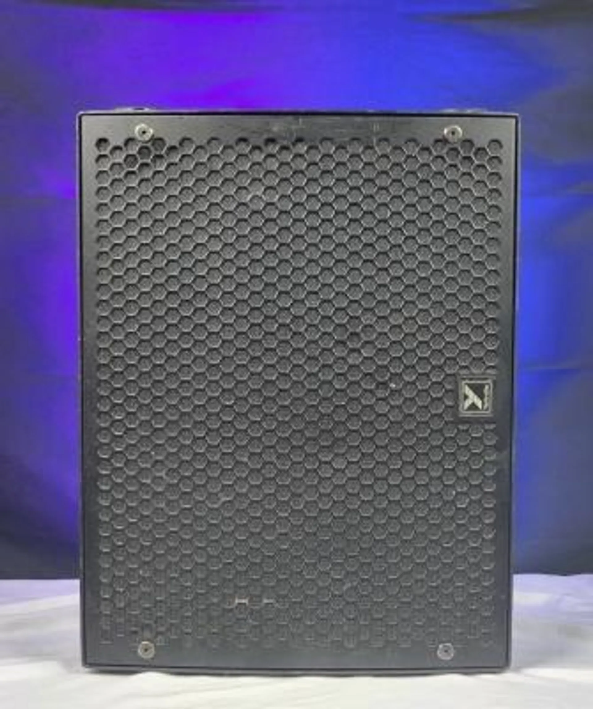 Yorkville - Paraline 1200 Watt Peak 4x6 Inch+Horn Active PA Cabinet