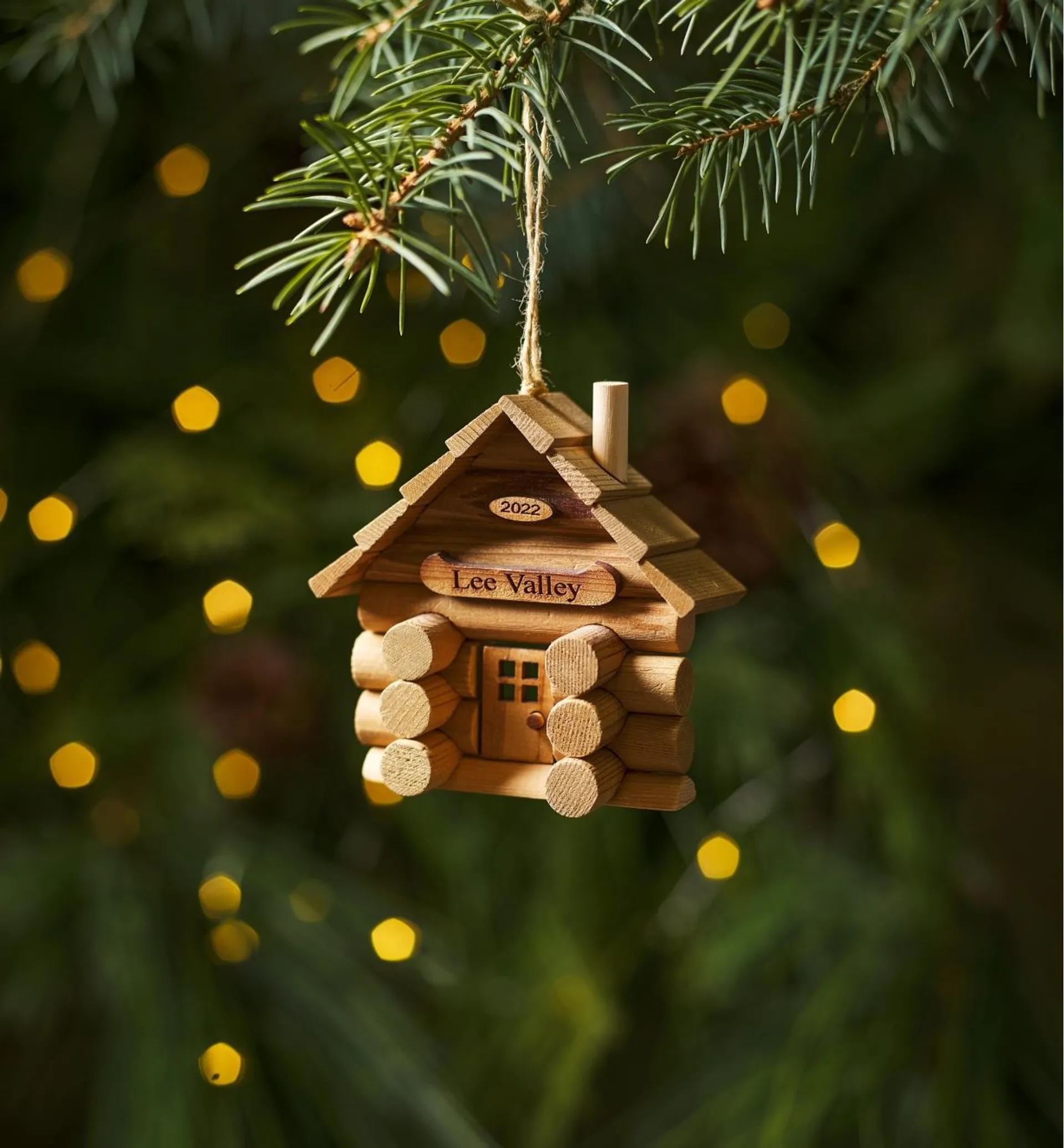 Log Cabin and Barn Ornament Kits