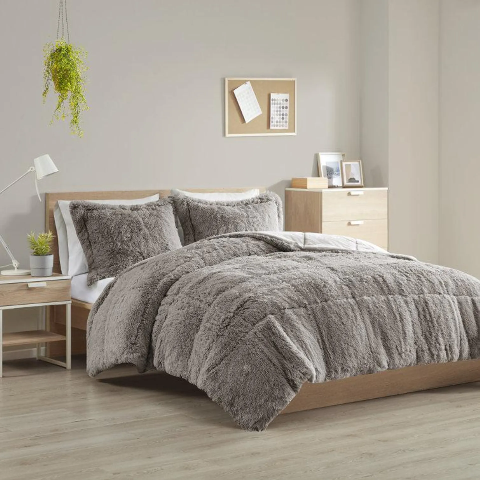 Windall Shaggy Faux Fur Comforter Mini Set