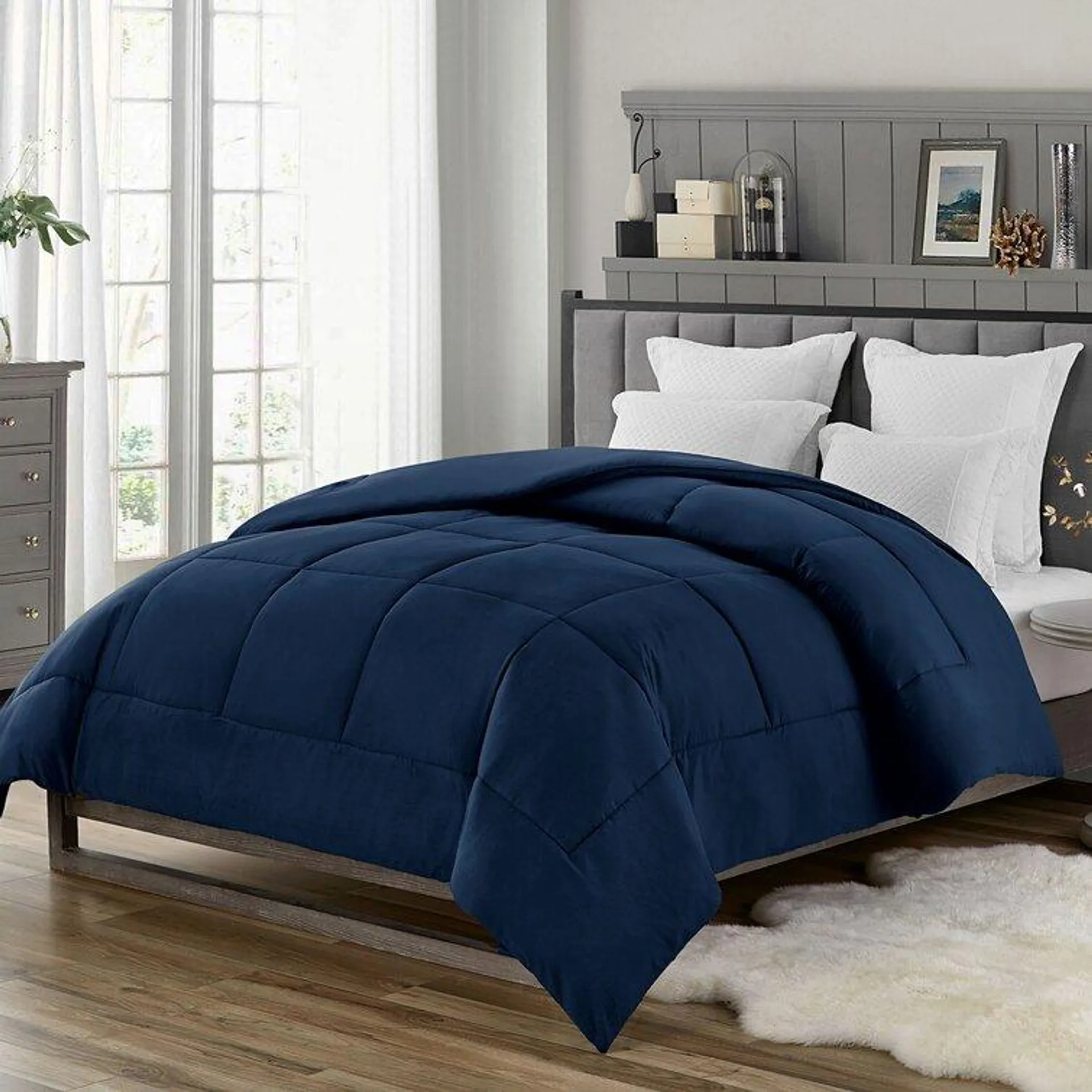 Traditional Solid Colour Comforter