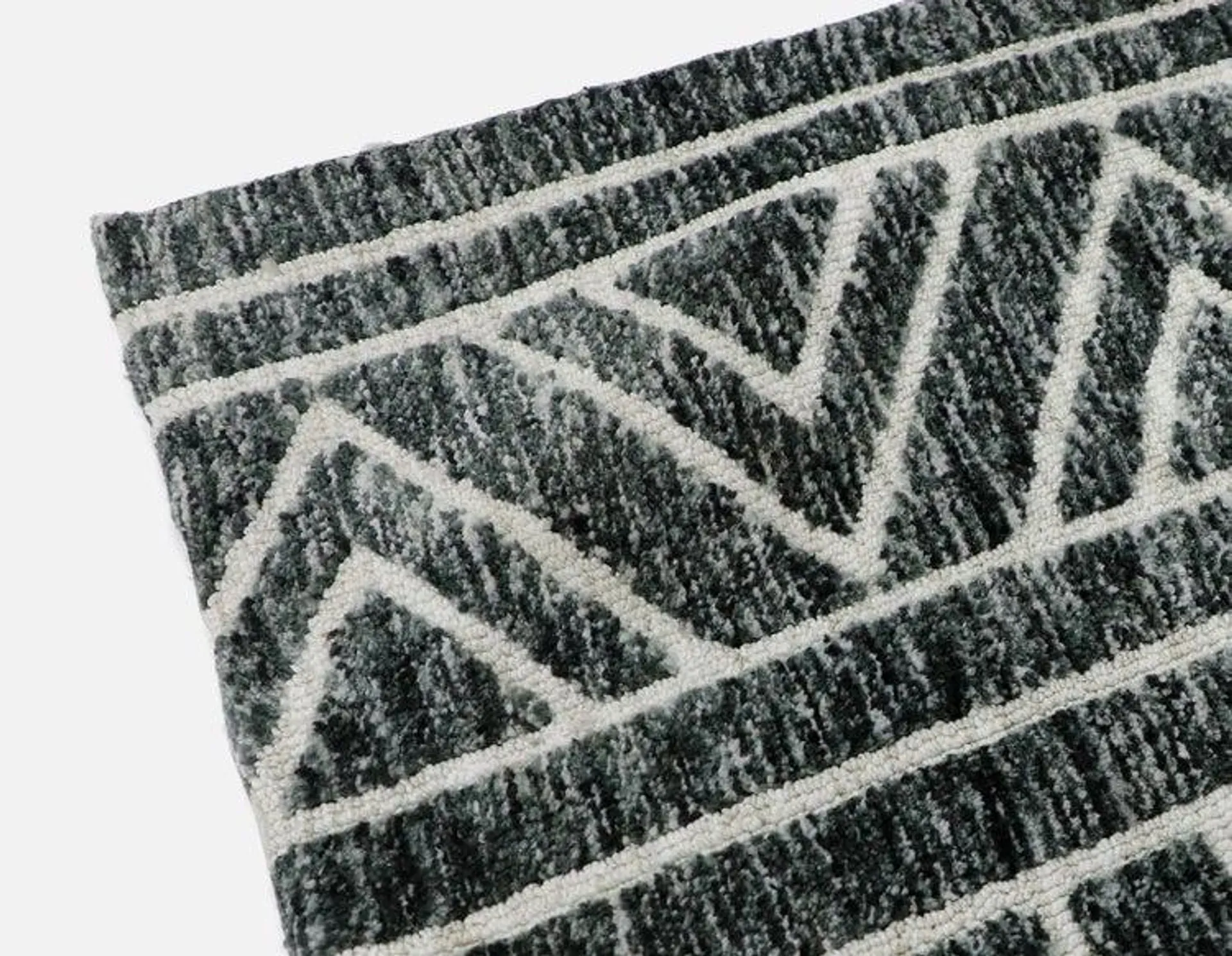 MIYA Knitted polyester rug 305 cm x 366 cm