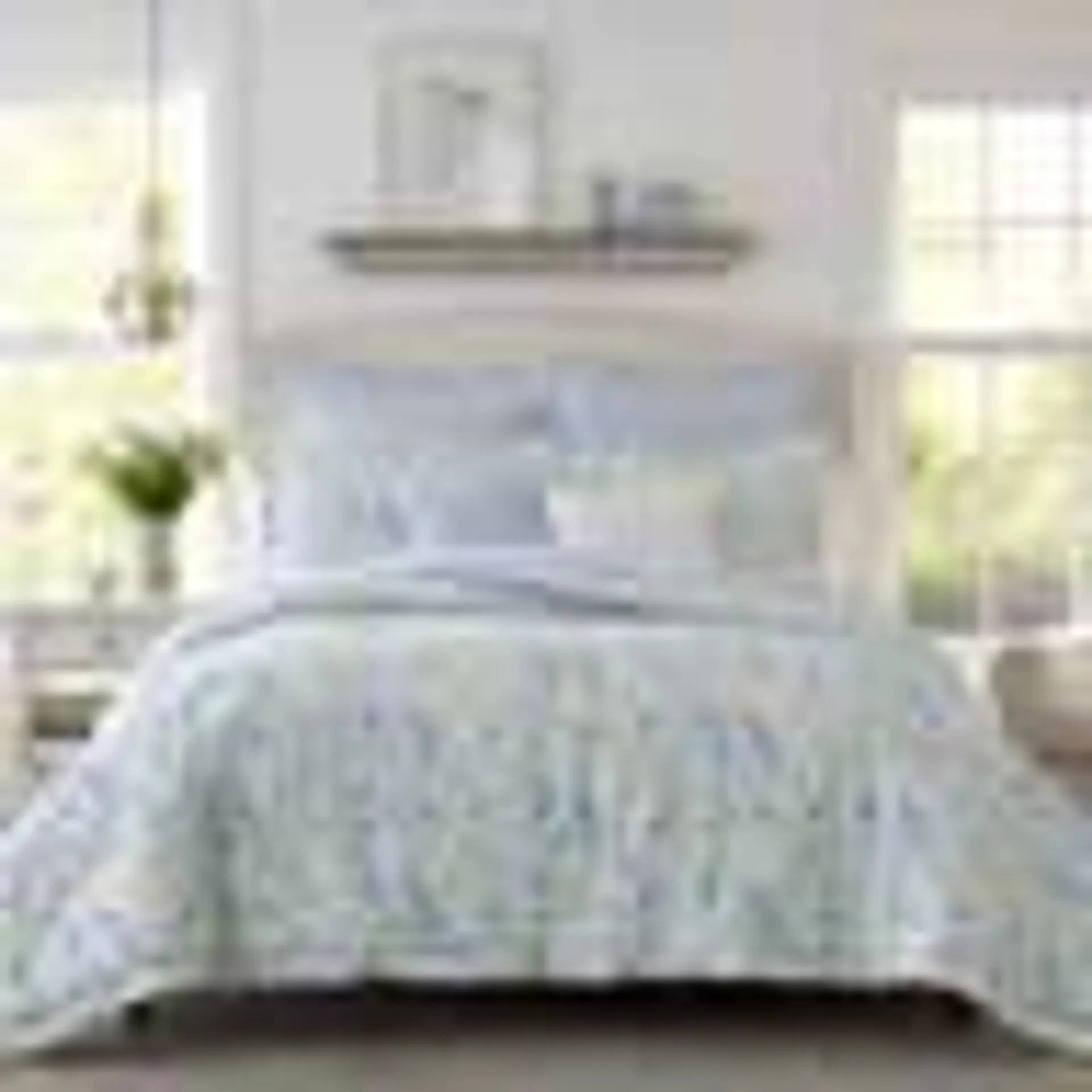 Nora Reversible Comforter Set