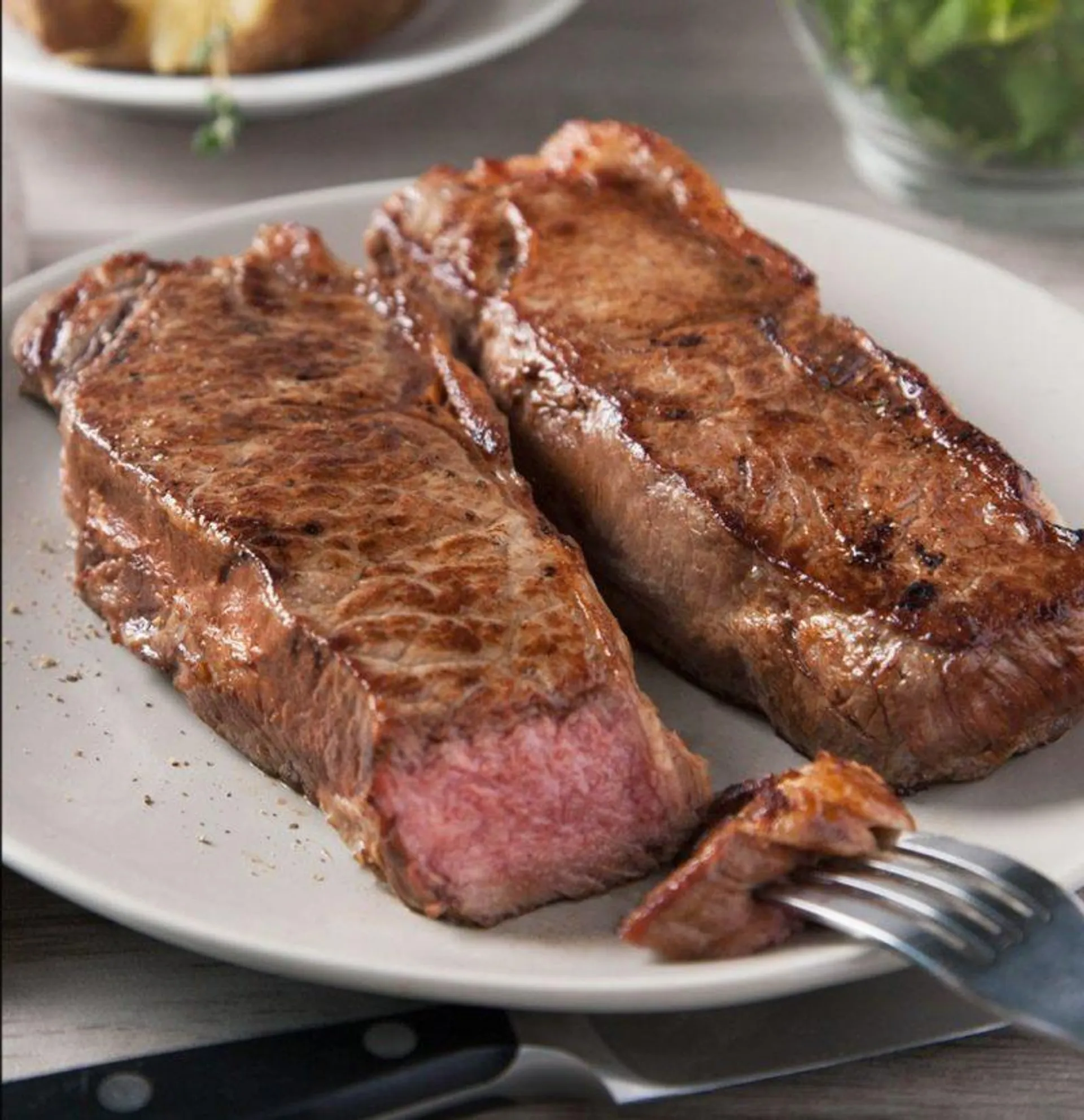 FREE RANGE NEW YORK STRIPLOIN 7-8oz