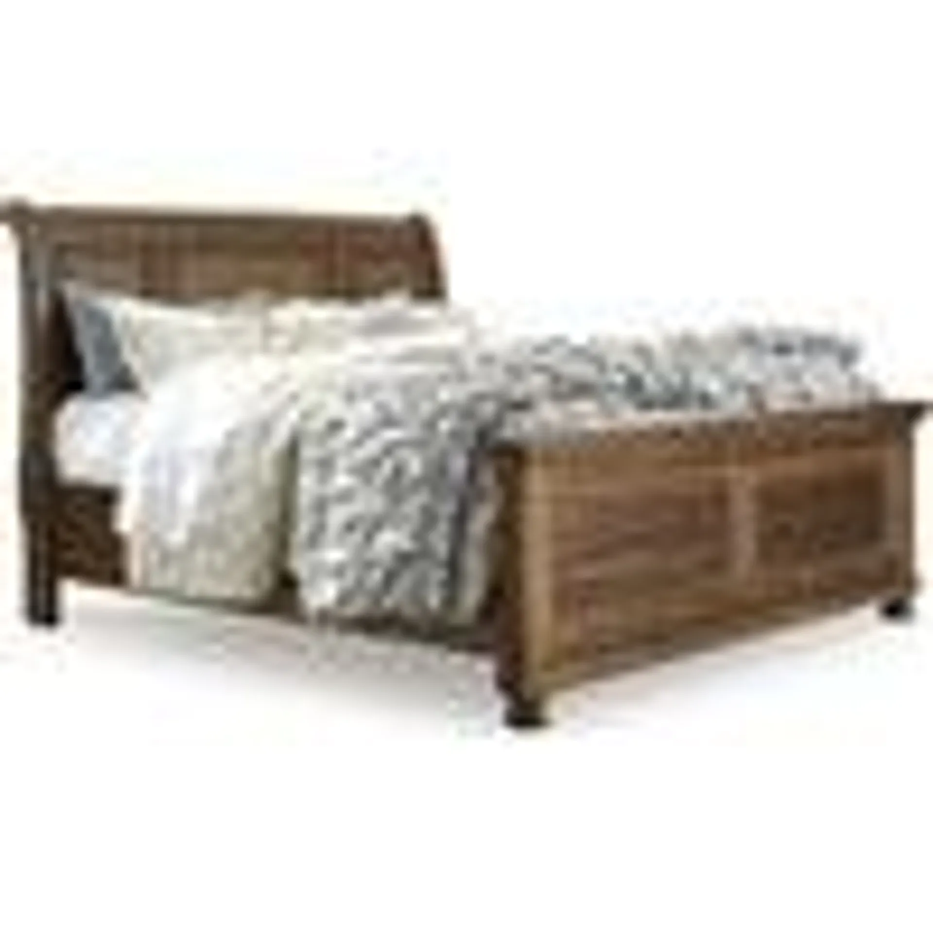 Flynnter Sleigh Bed - Medium Brown