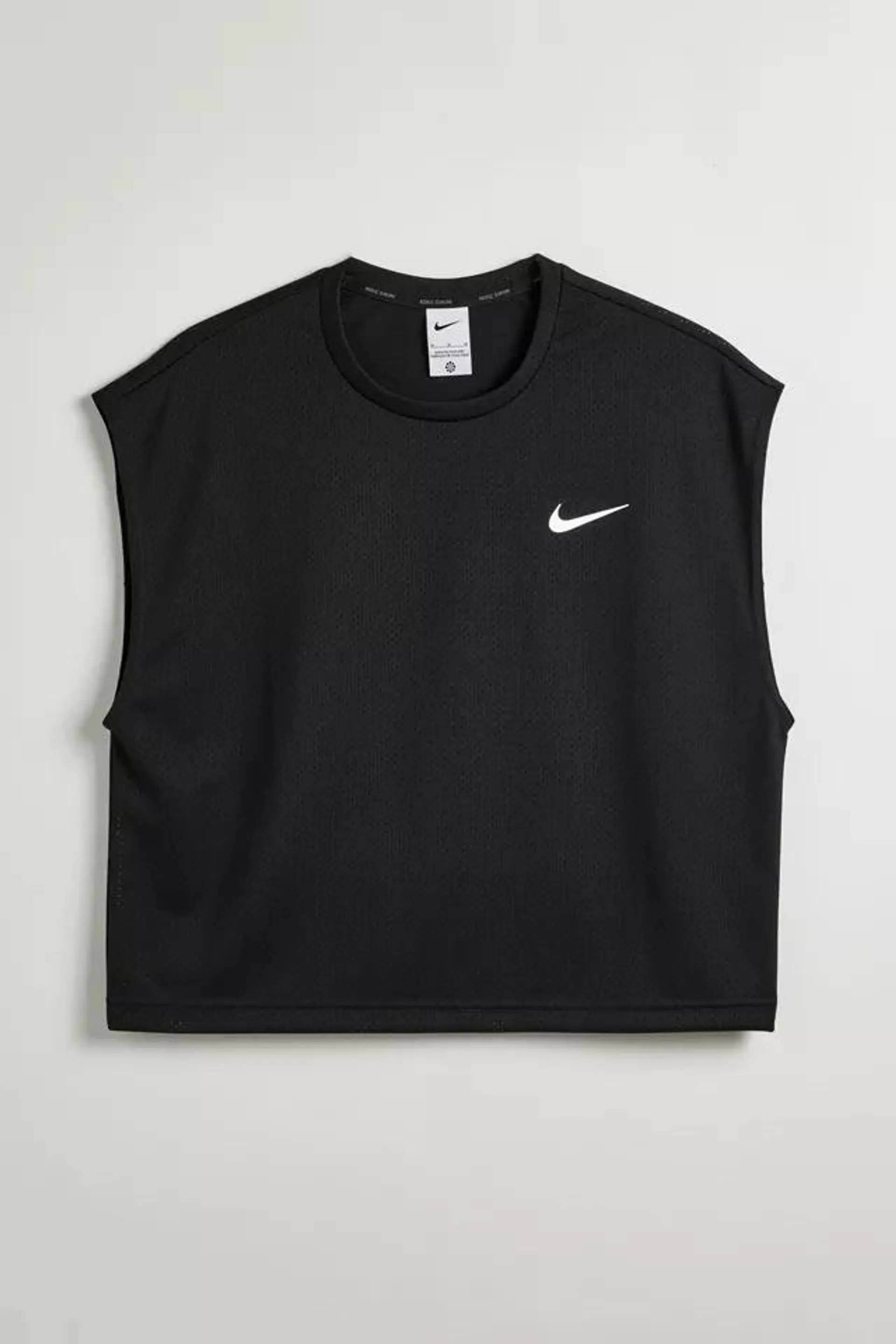 Nike UO Exclusive Cropped Swim Shirt