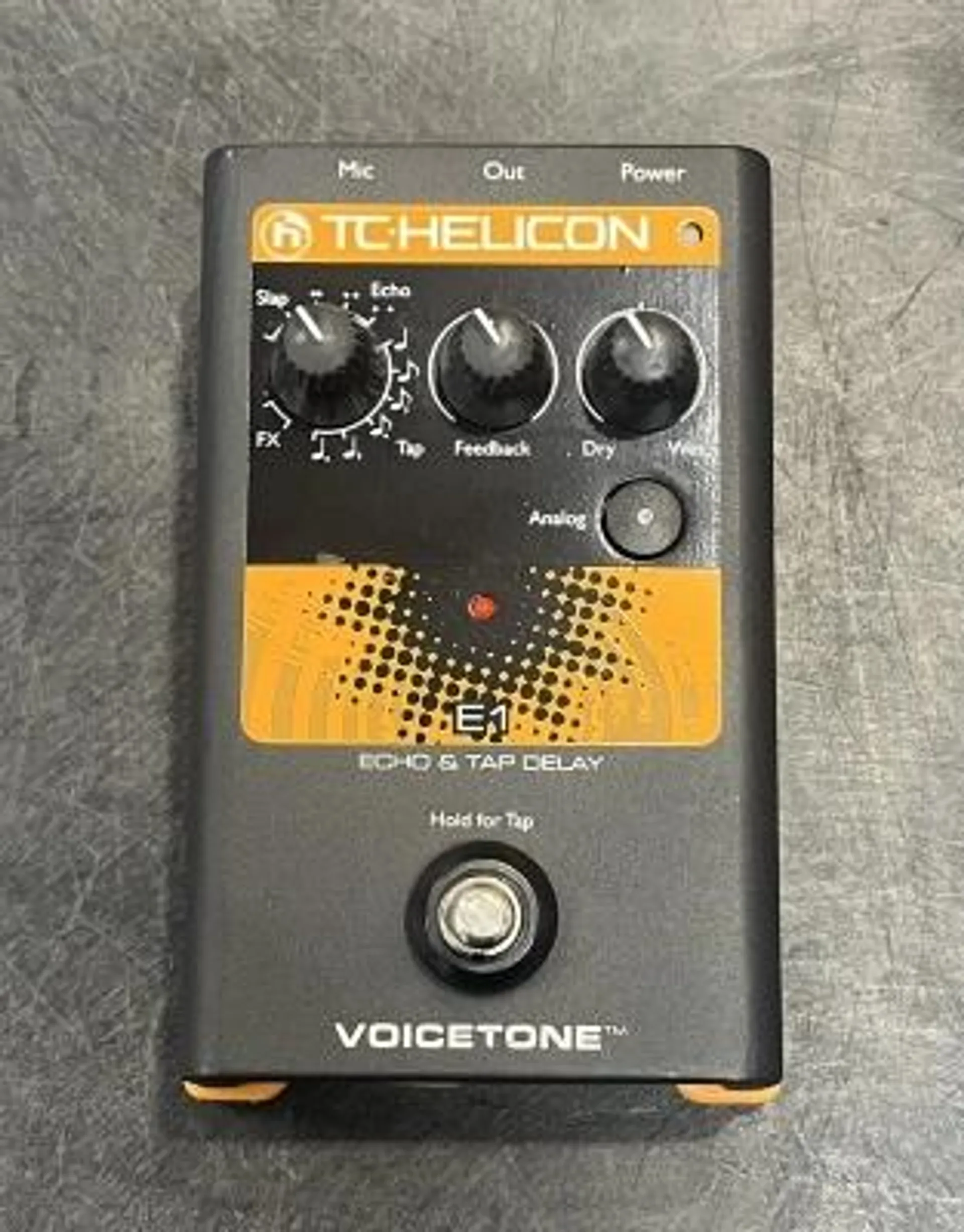 TC-Helicon - VOICETONE E1