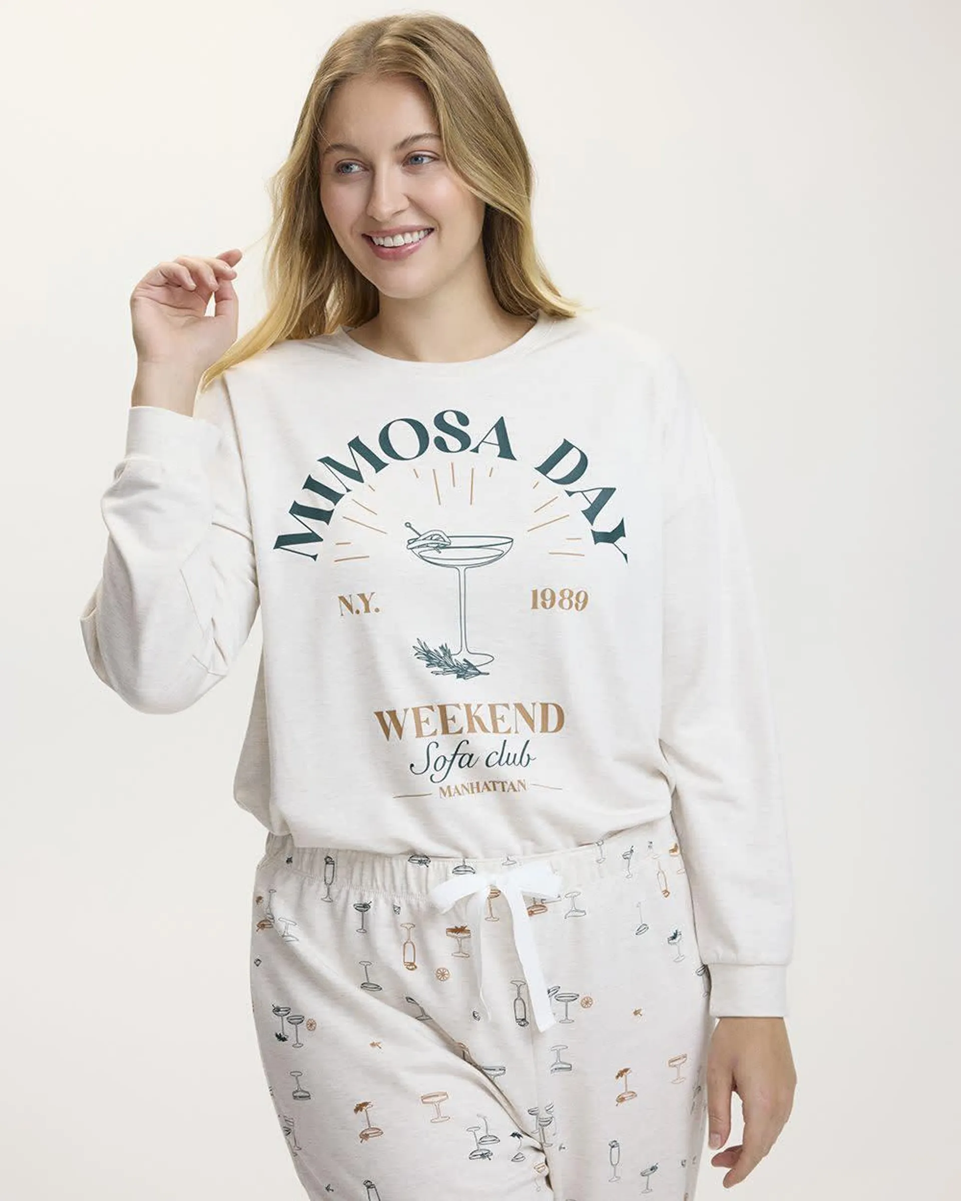 Long-Sleeve Crew-Neck Sweatshirt