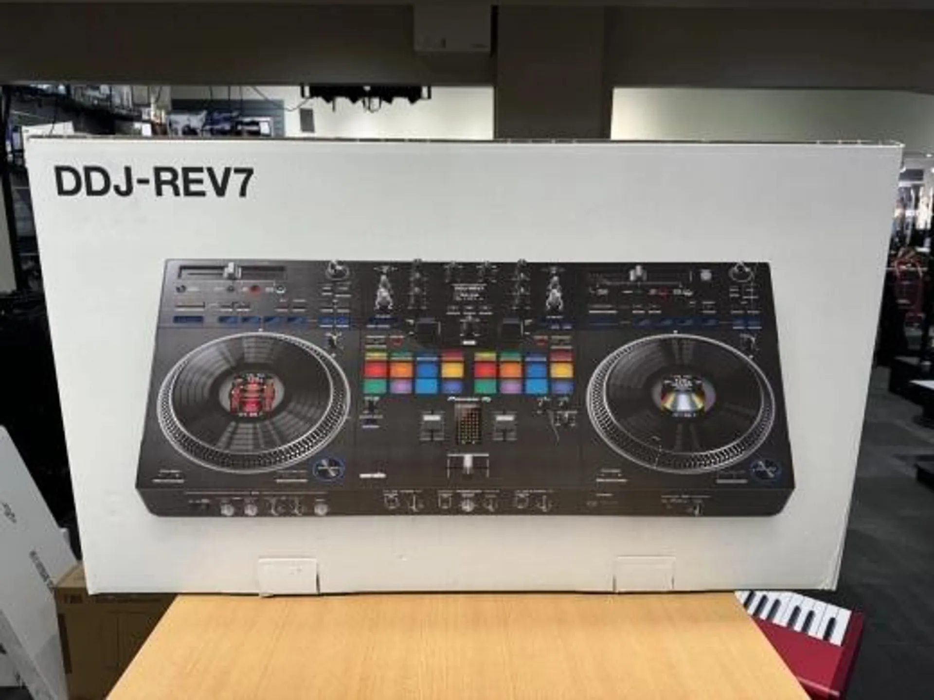 Pioneer DJ DDJ-REV7 DJ CONTROLLER