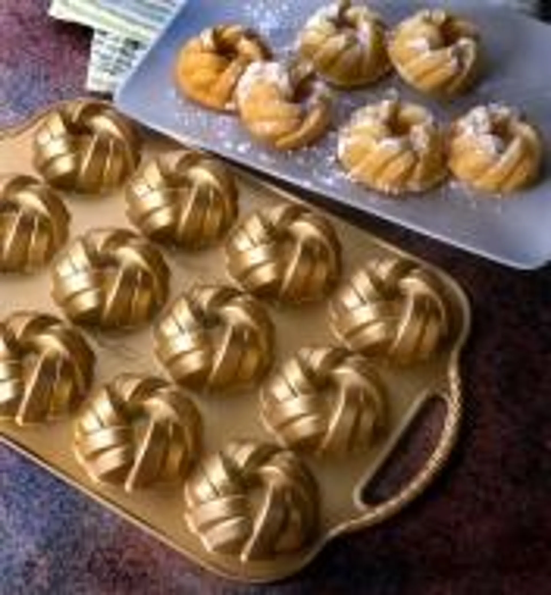 Mini Bundt Pan