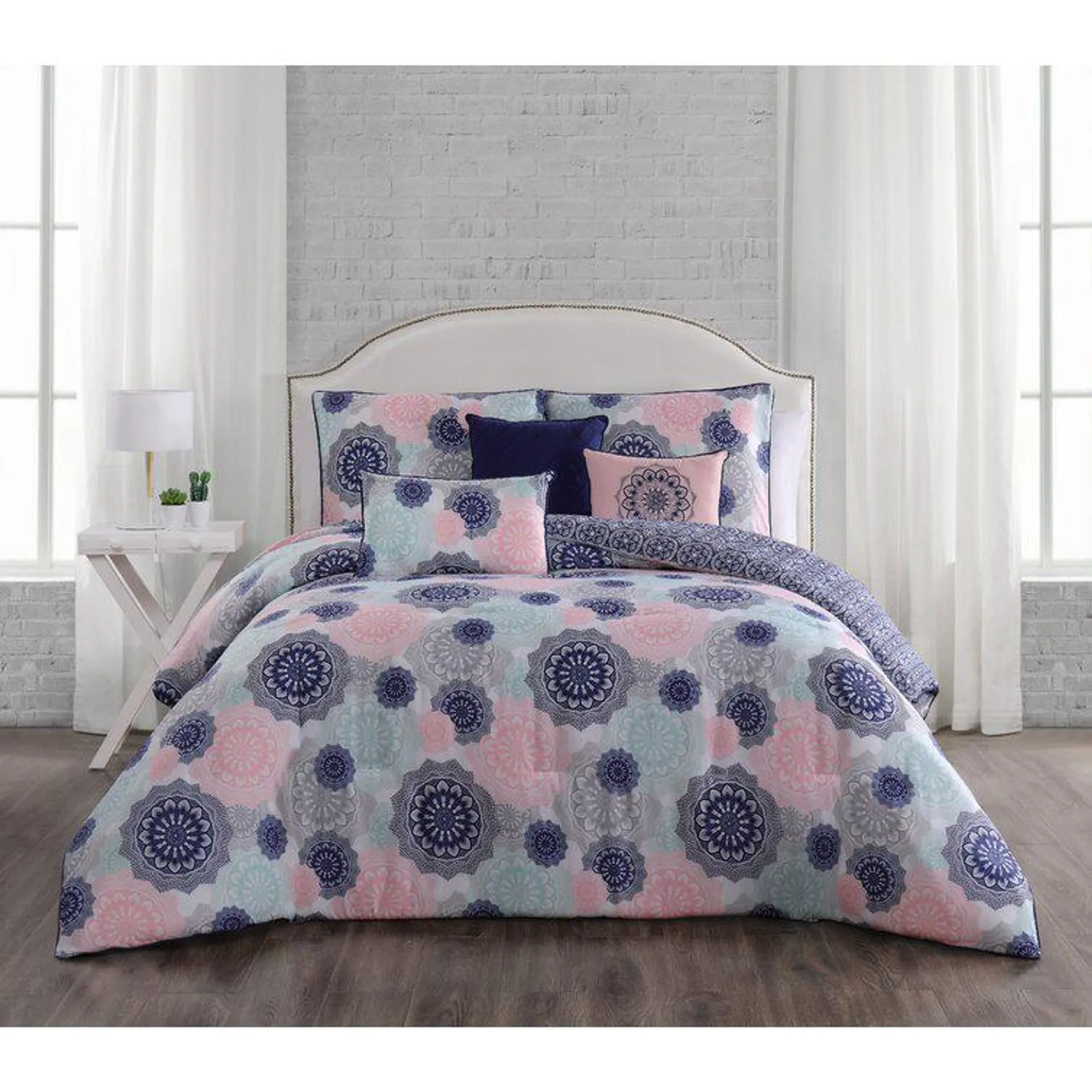 Scarlett Reversible Comforter Set
