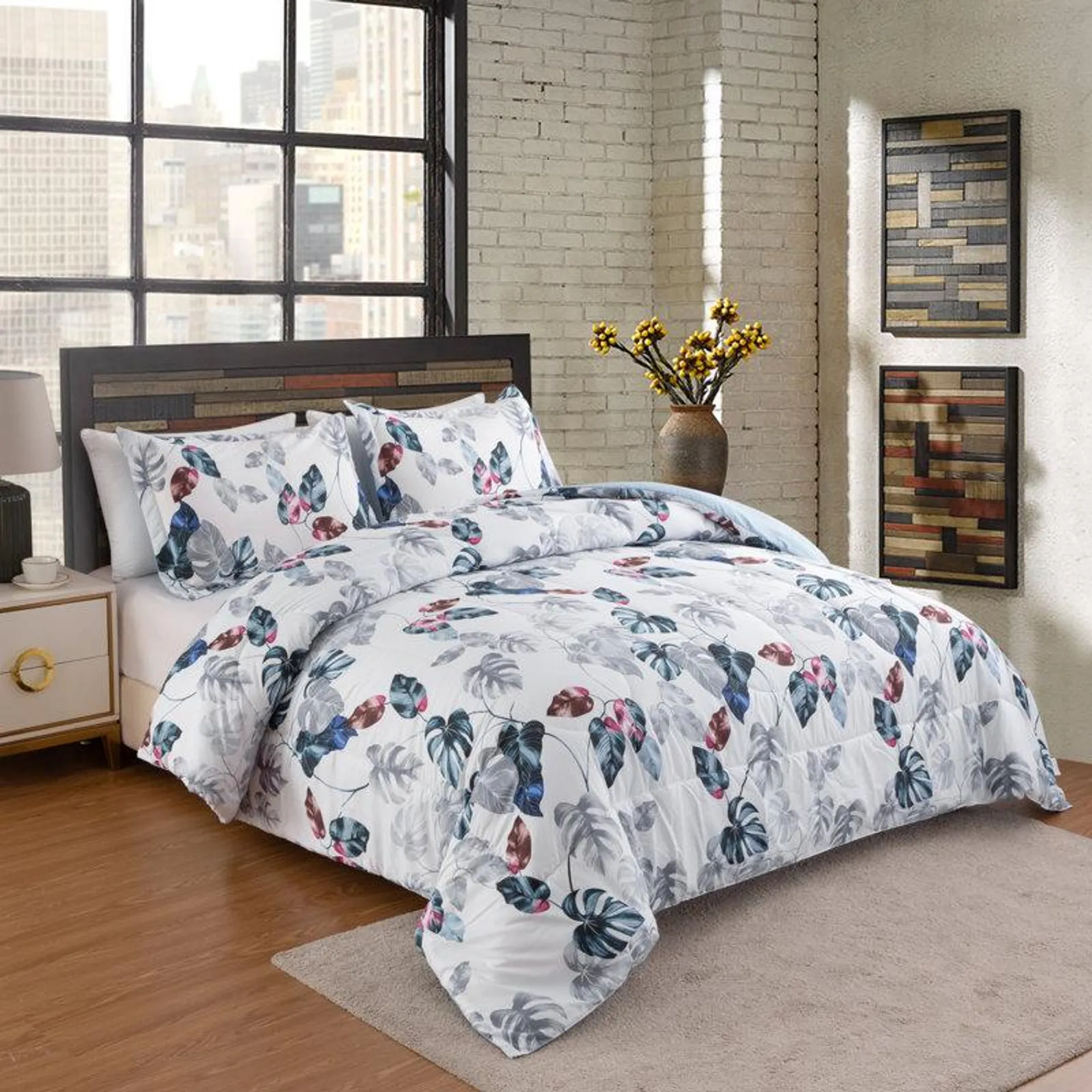 Polyester Floral Comforter Set