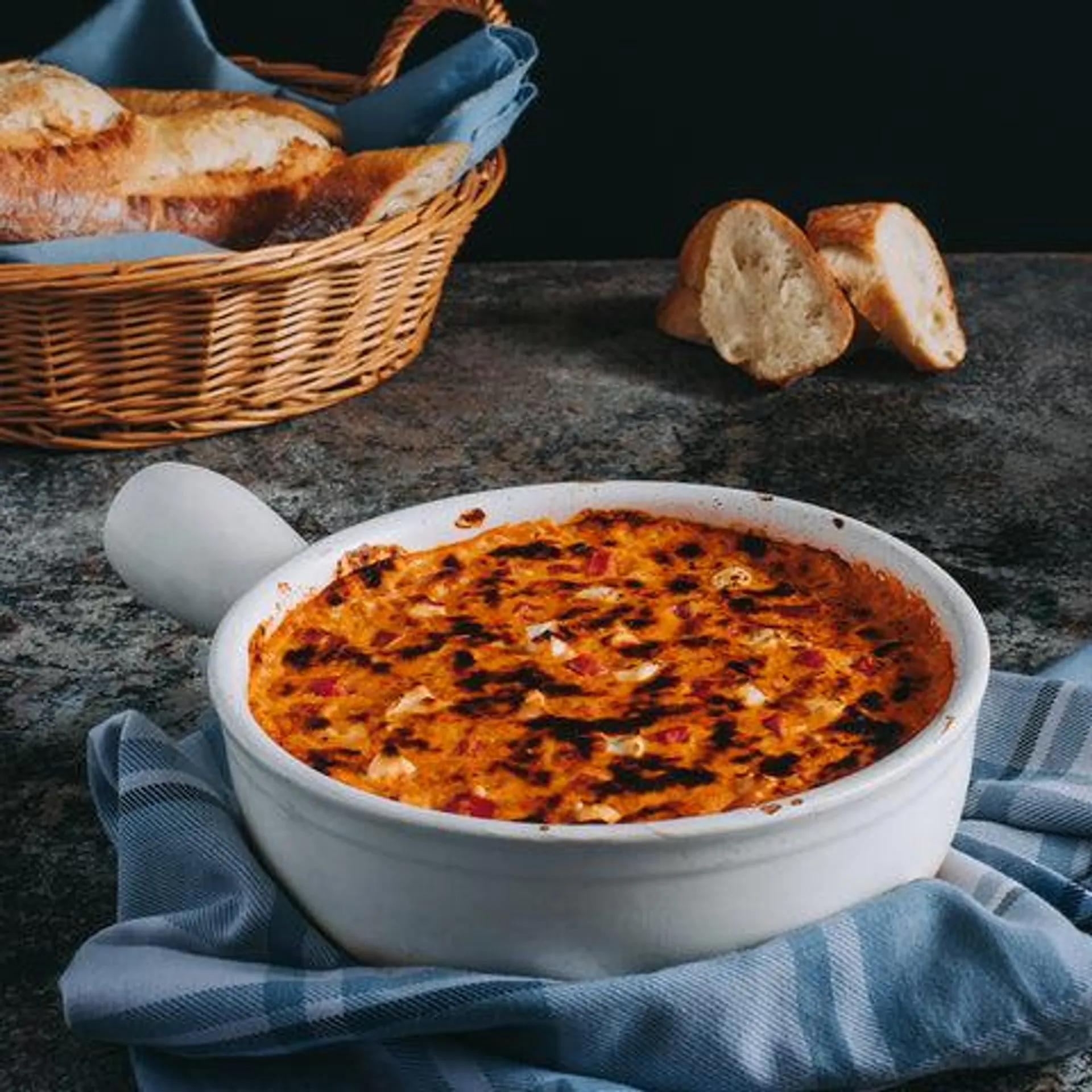 Trempette chaude au crabe et au homard