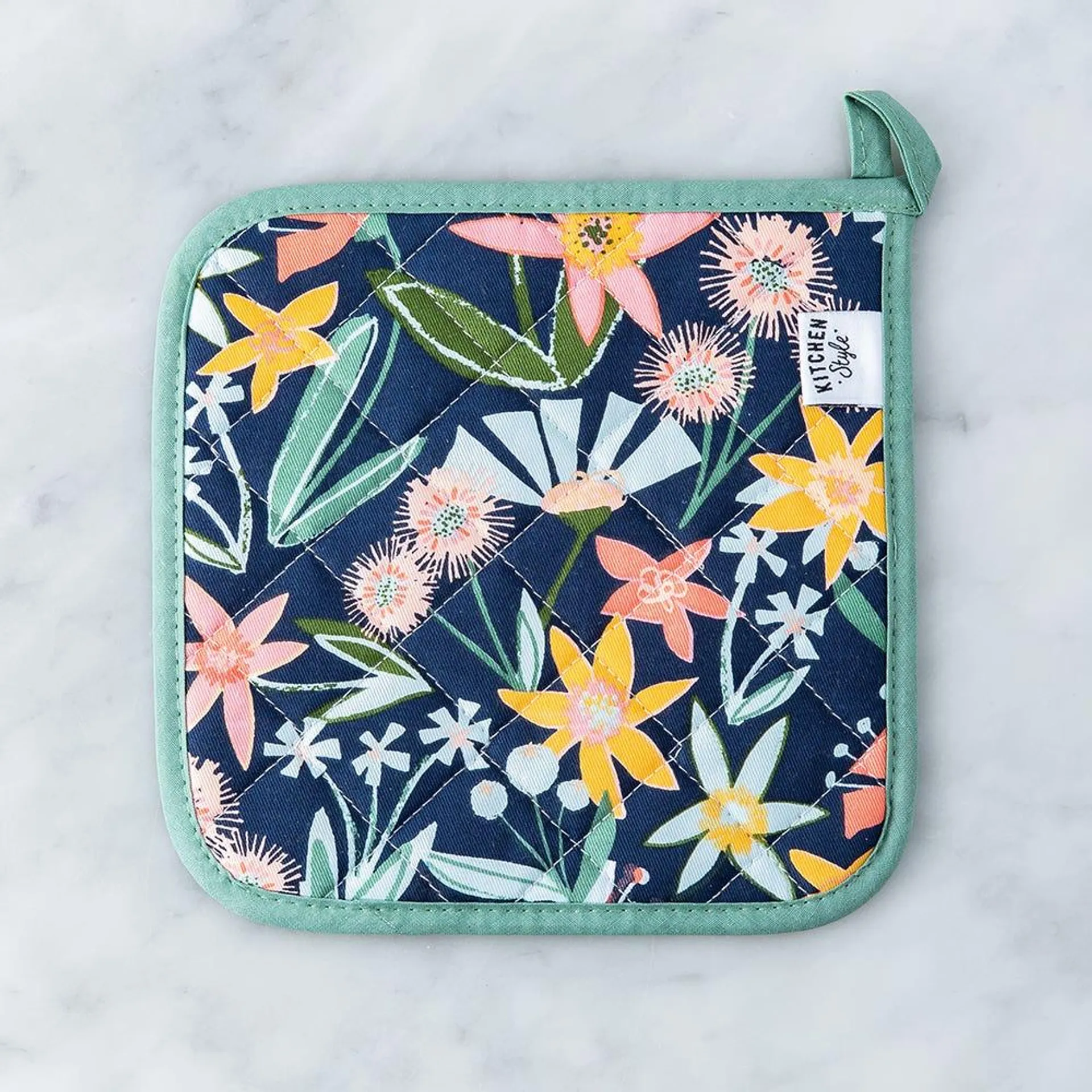 Kitchen Style Printed 'Wild Flowers' Pot Holder (Navy)