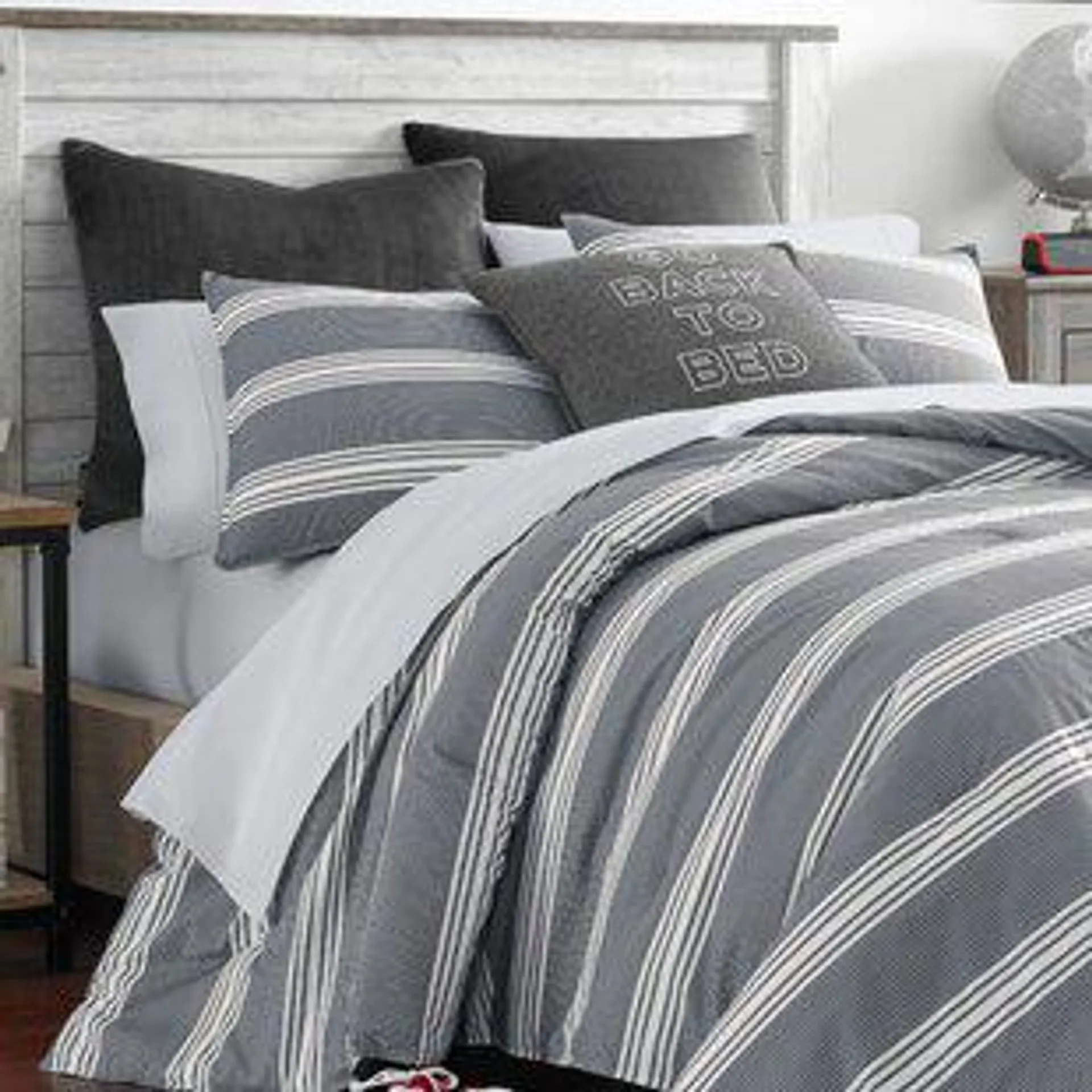 Craver 180 TC Reversible Comforter Set