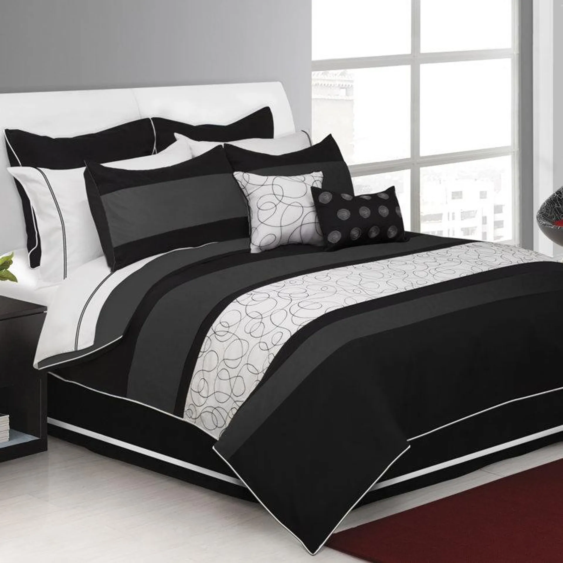 Neptune Modern & Contemporary Striped Comforter Set