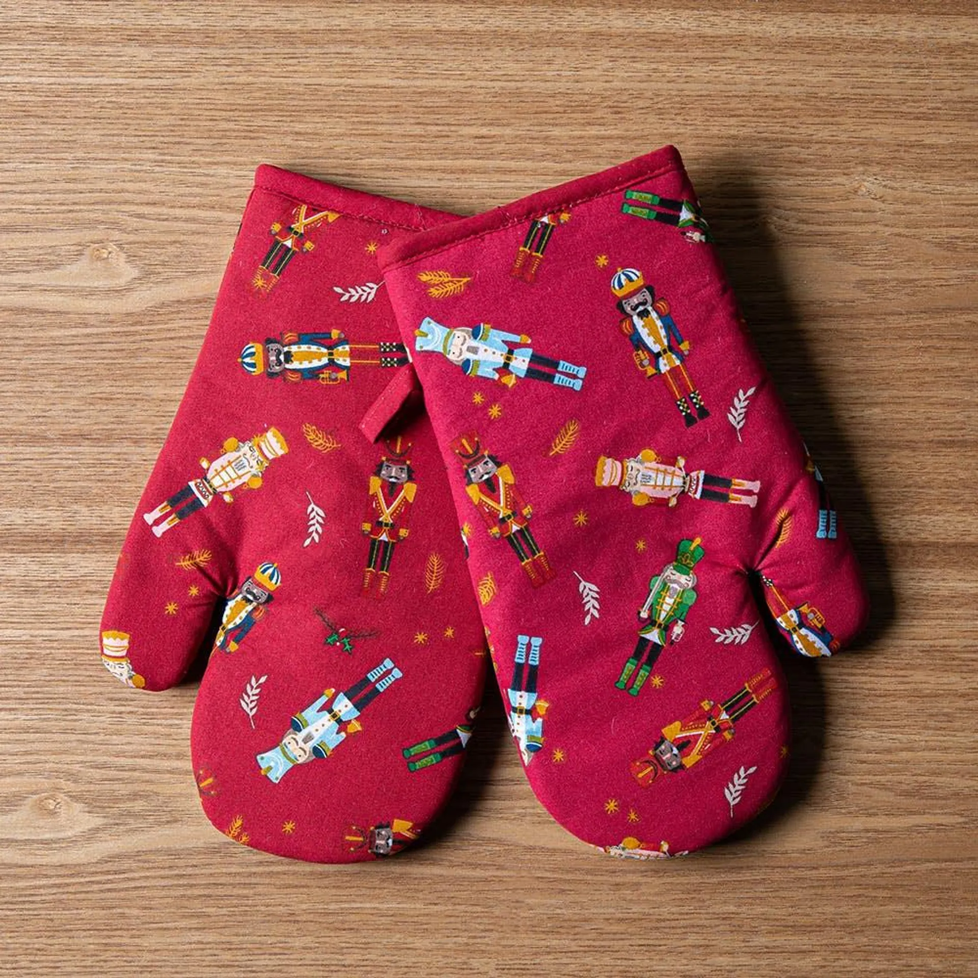 Harman Christmas 'Merry Nutcrackers' Cotton Oven Mitt - Set of 2